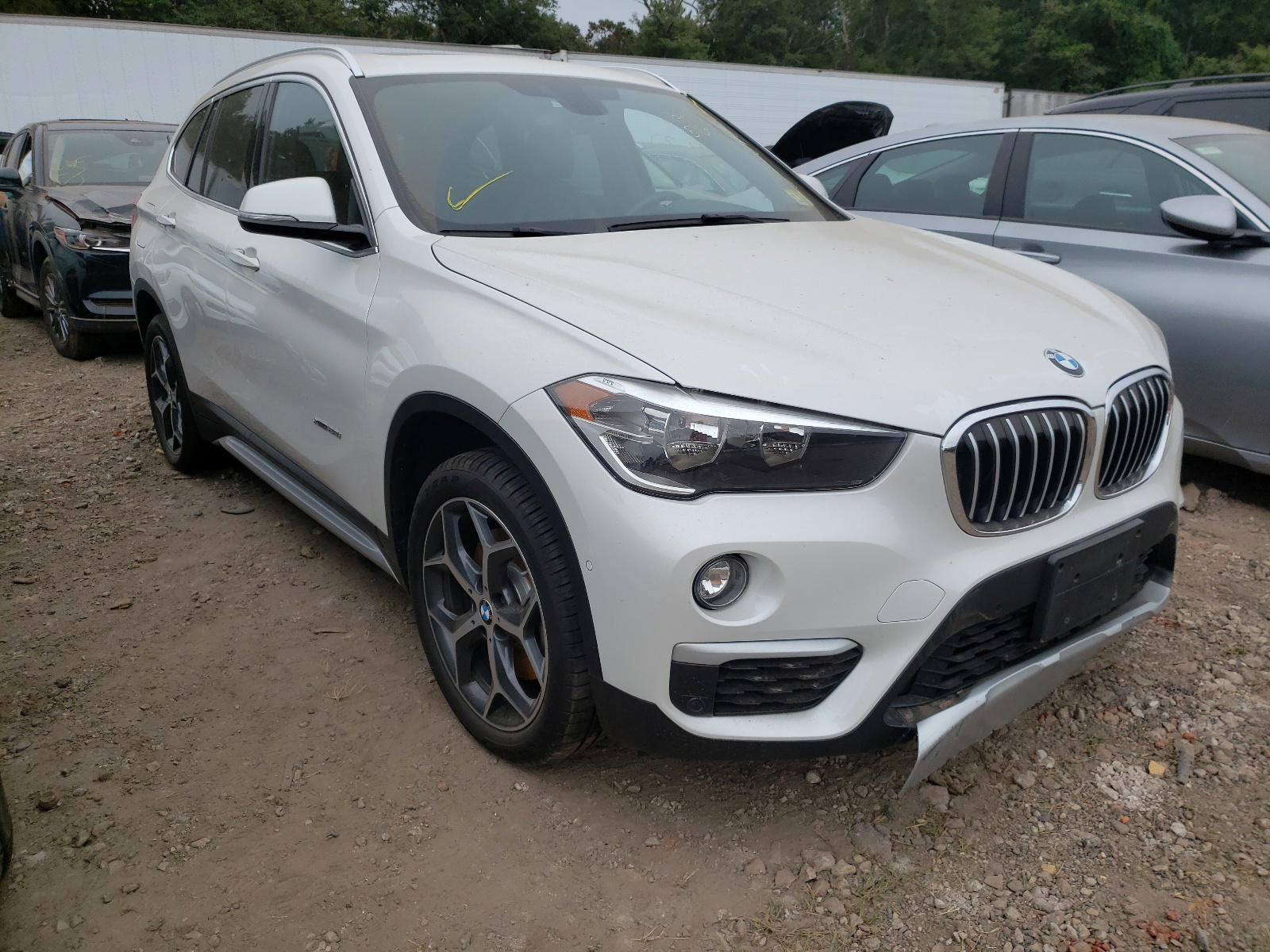 BMW X1 XDRIVE2 2016 with VIN WBXHT3C30GP889484 - Photo from auction