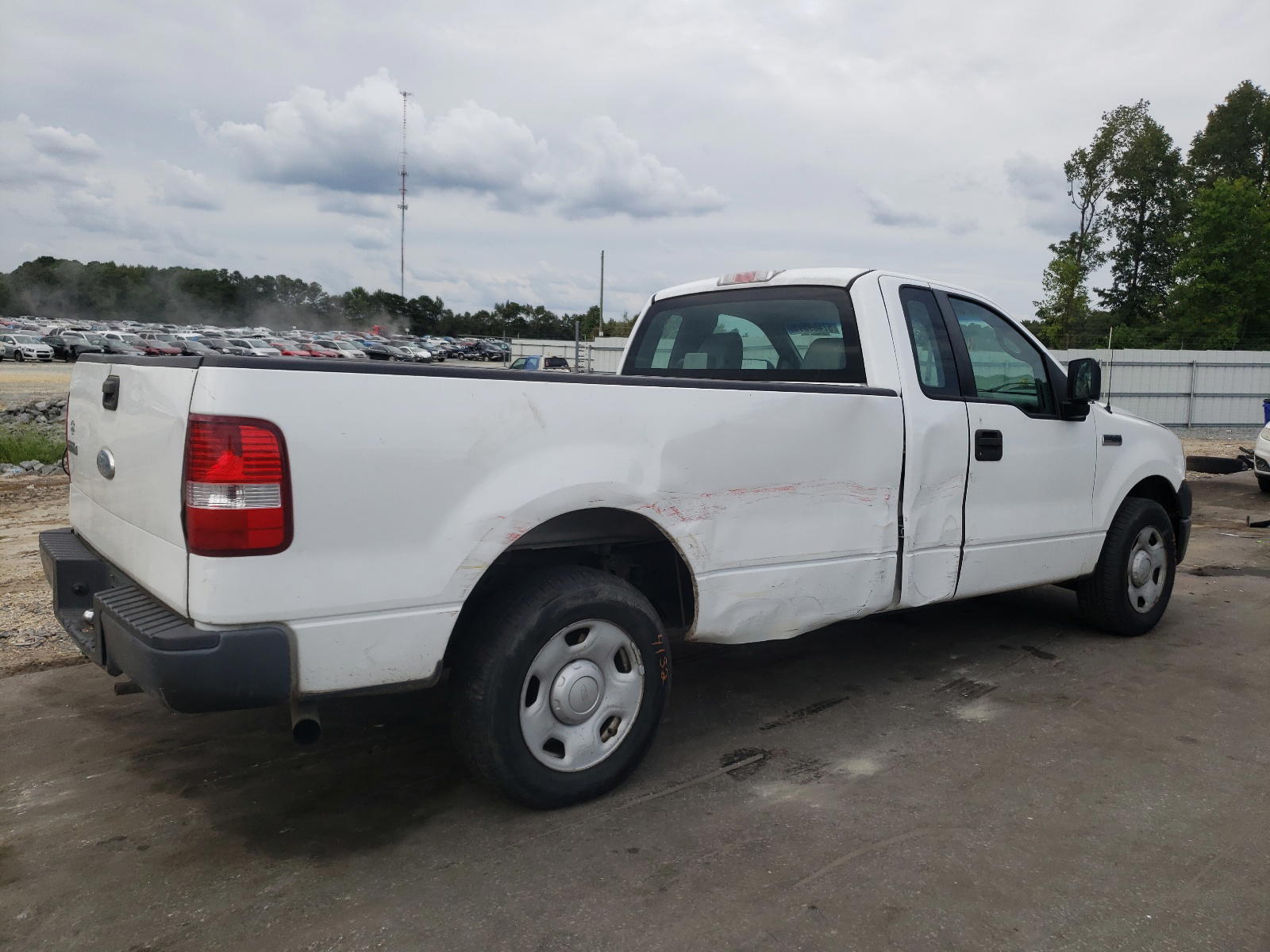 Photo 4 from auction – 2008 FORD F150 with VIN 1FTRF12208KD10580