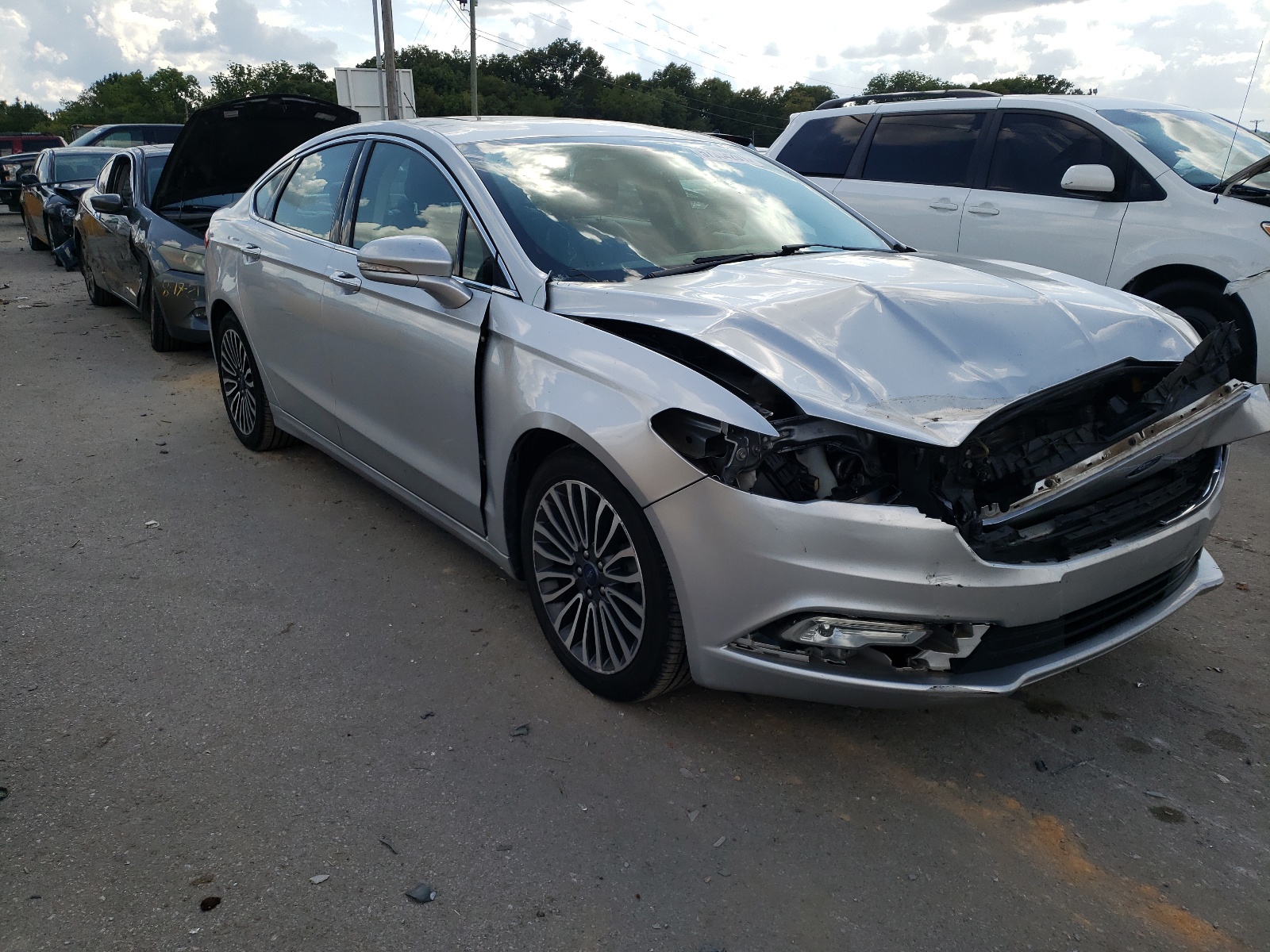 Photo 1 from auction – 2017 FORD FUSION TIT with VIN 3FA6P0RU4HR188082