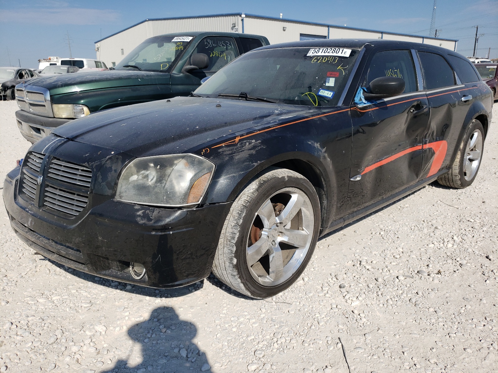 Photo 2 from auction – 2007 DODGE MAGNUM SXT with VIN 2D4FV47V47H620413