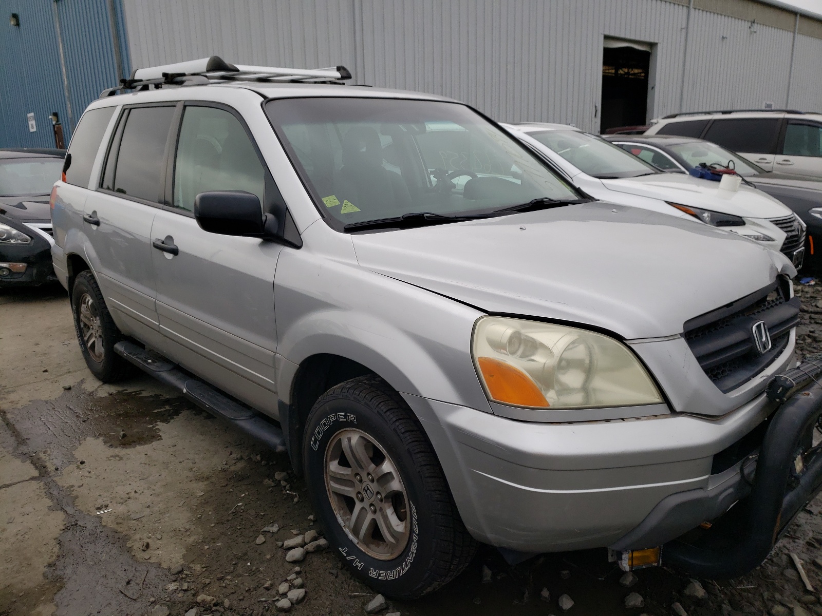 HONDA PILOT EX 2005 with VIN 2HKYF18425H506308 - Photo from auction