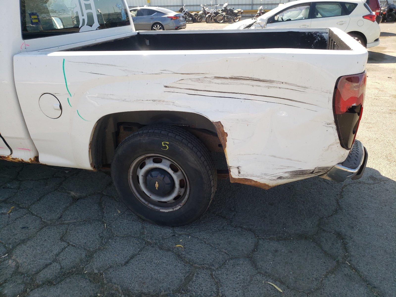 Photo 9 from auction – 2005 CHEVROLET COLORADO with VIN 1GCCS148558202127