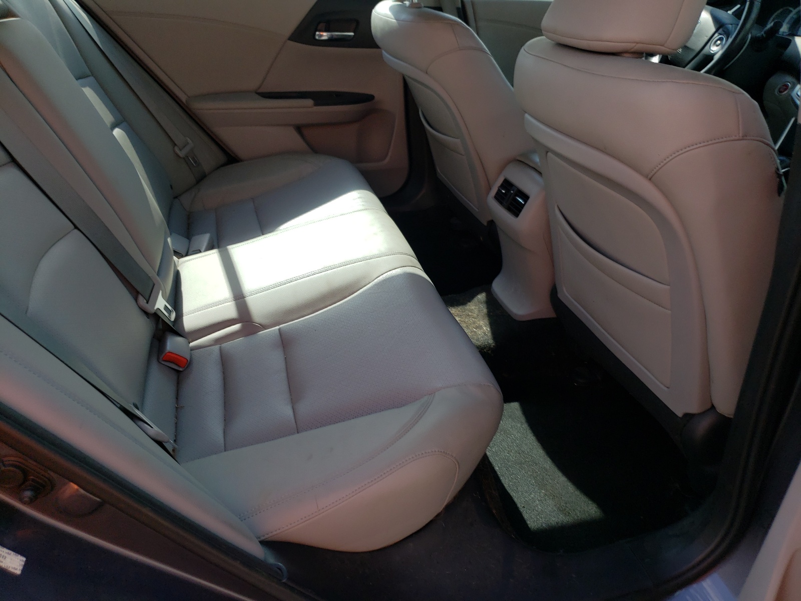 Photo 6 from auction – 2013 HONDA ACCORD EXL with VIN 1HGCR2F85DA011699