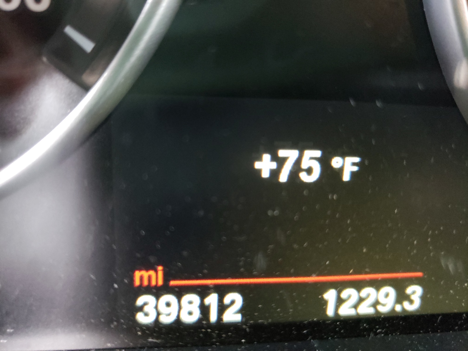 Photo 8 from auction – 2015 BMW X3 XDRIVE2 with VIN 5UXWY3C57F0F83687