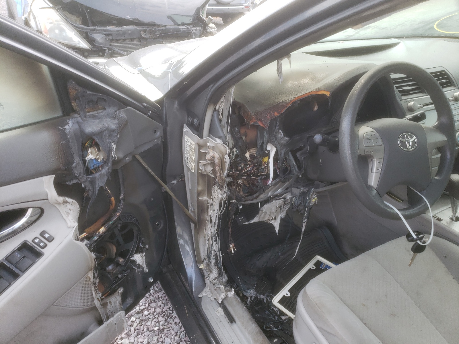 Zdjęcie 9 z aukcji – 2007 TOYOTA CAMRY CE z VIN 4T1BE46K37U715217