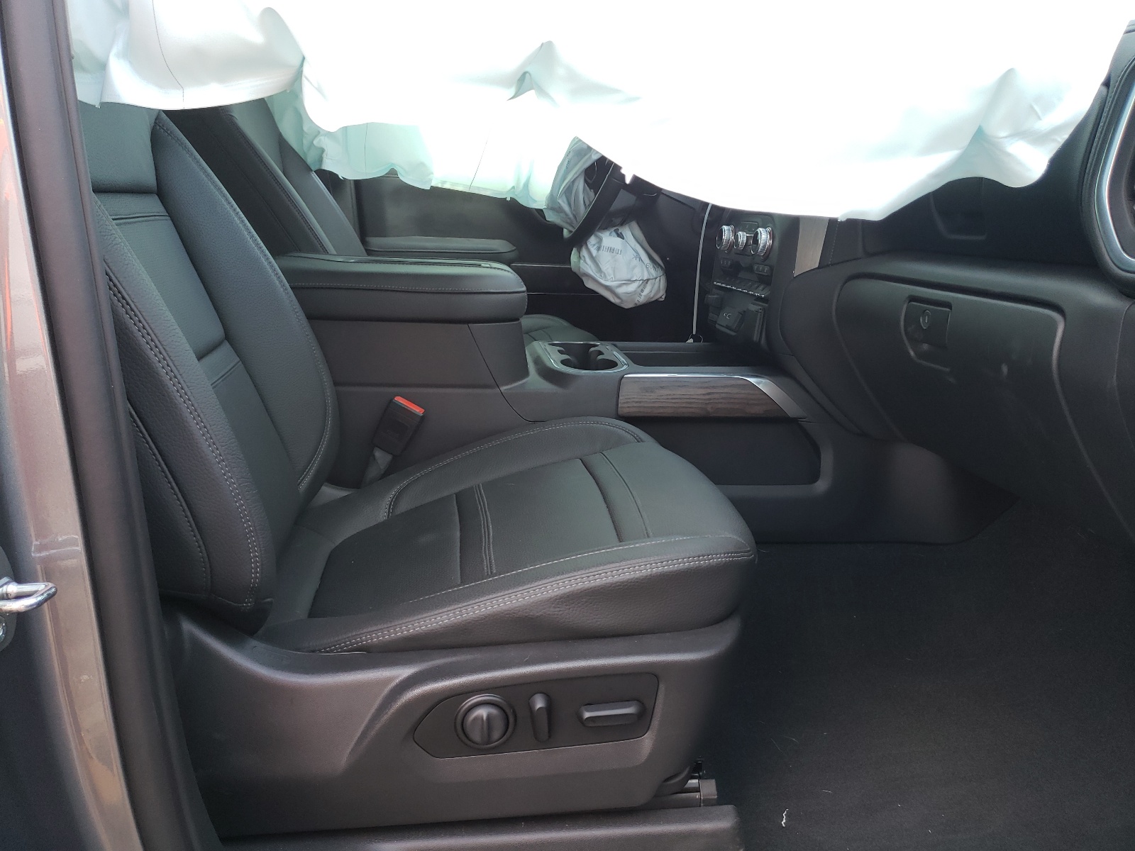 Photo 5 from auction – 2021 GMC SIERRA K15 with VIN 3GTU9FED2MG212549