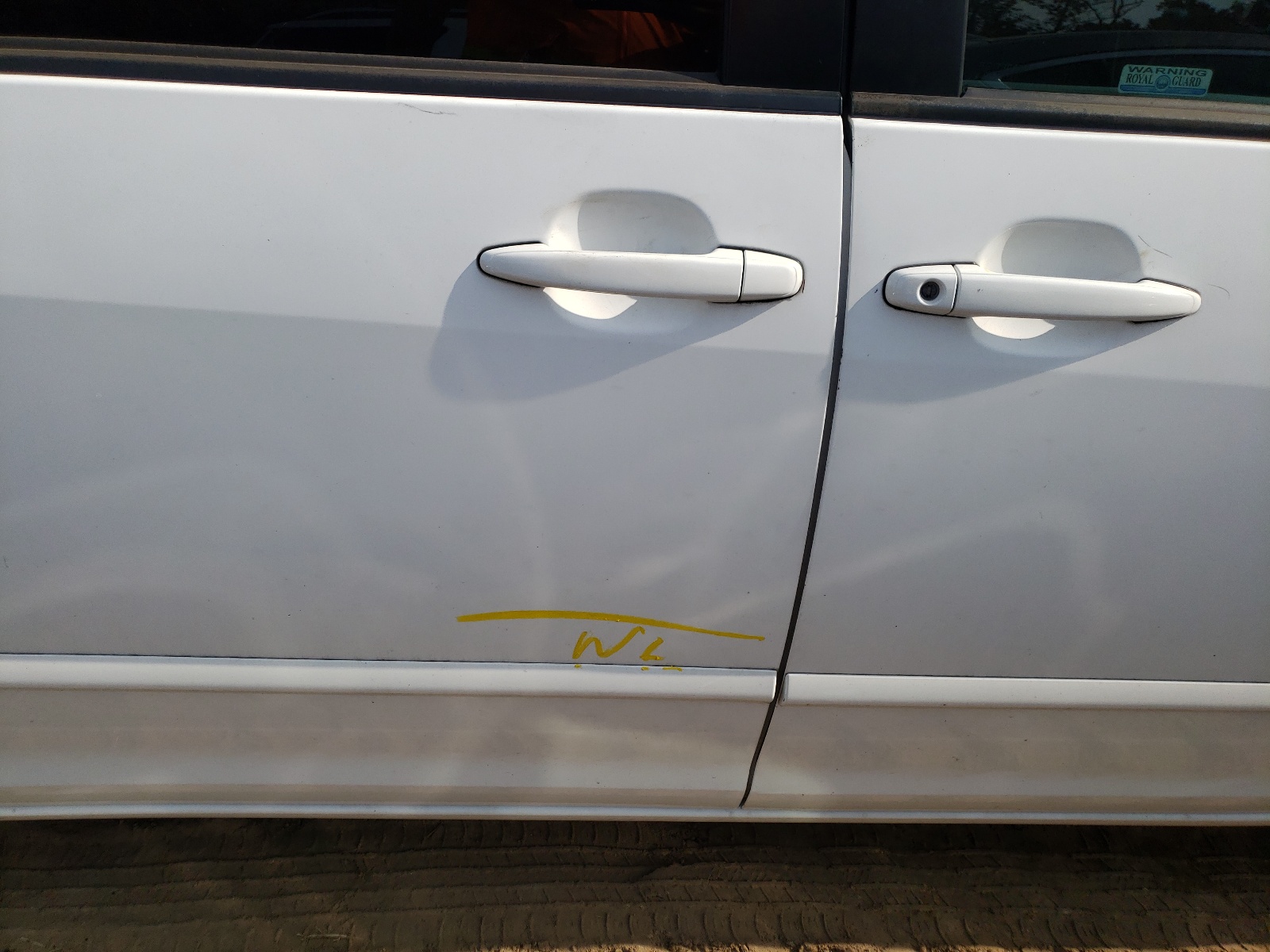 Photo 9 from auction – 2010 TOYOTA SIENNA CE with VIN 5TDKK4CC3AS307029