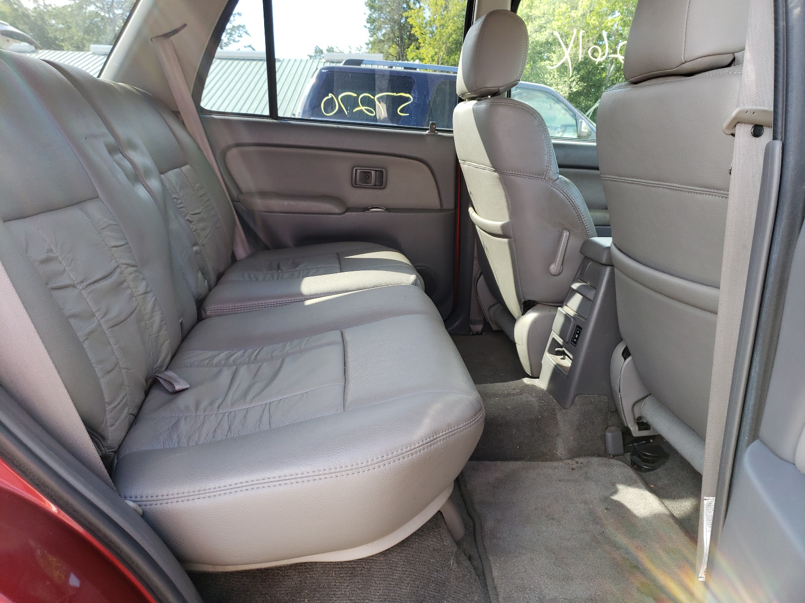 Photo 6 from auction – 2002 TOYOTA 4RUNNER SR with VIN JT3HN86R820381192