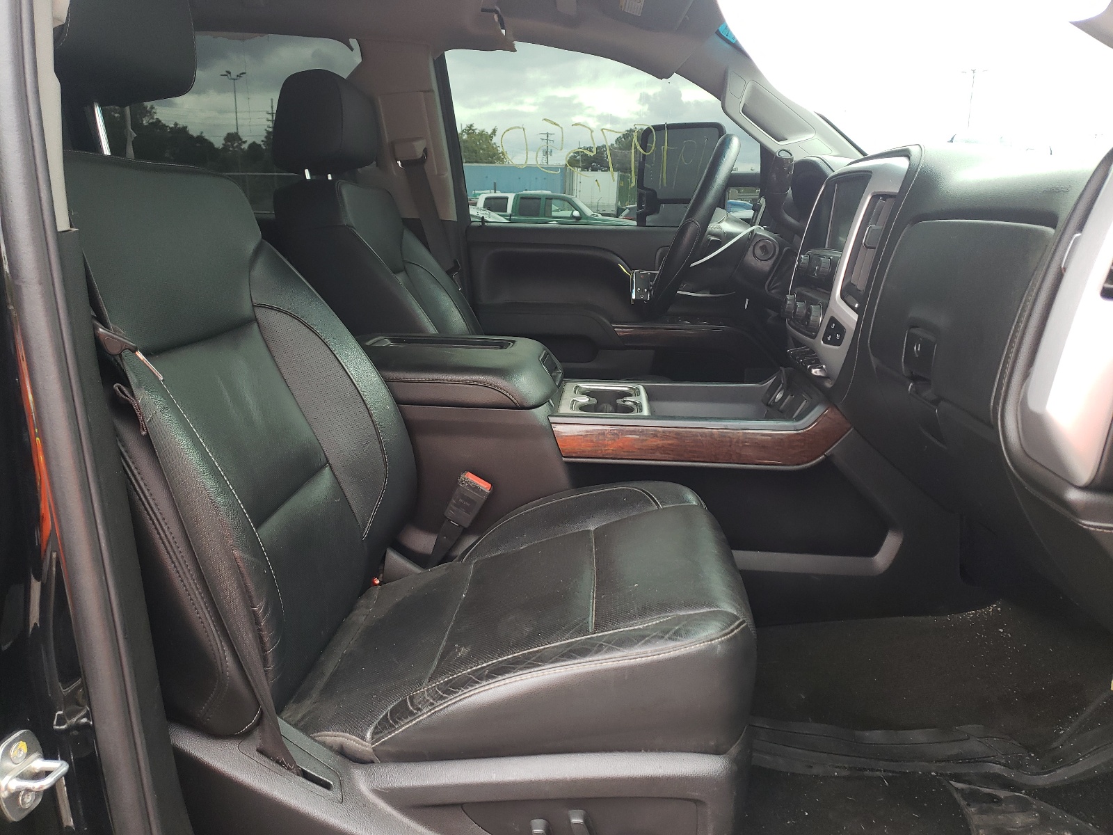 Photo 5 from auction – 2017 GMC SIERRA K25 with VIN 1GT12TEY6HF142747