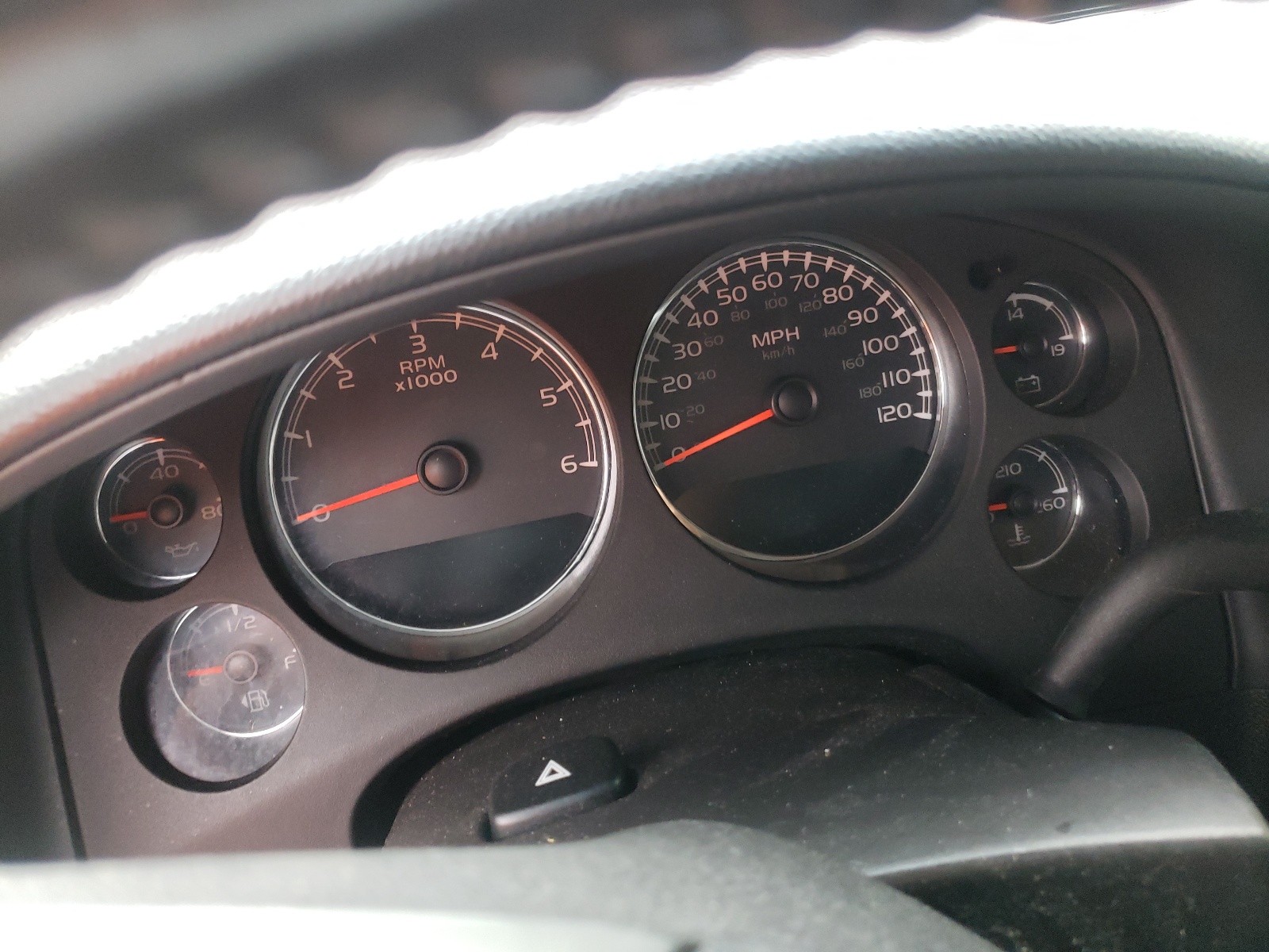 Photo 8 from auction – 2013 CHEVROLET SILVERADO with VIN 1GCRKTE70DZ186584