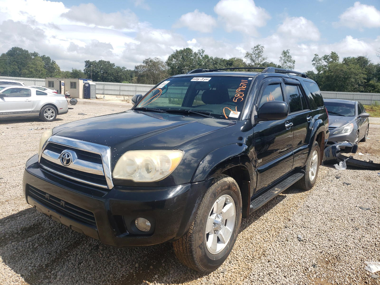 Photo 2 from auction – 2008 TOYOTA 4RUNNER SR with VIN JTEZU14RX8K015451