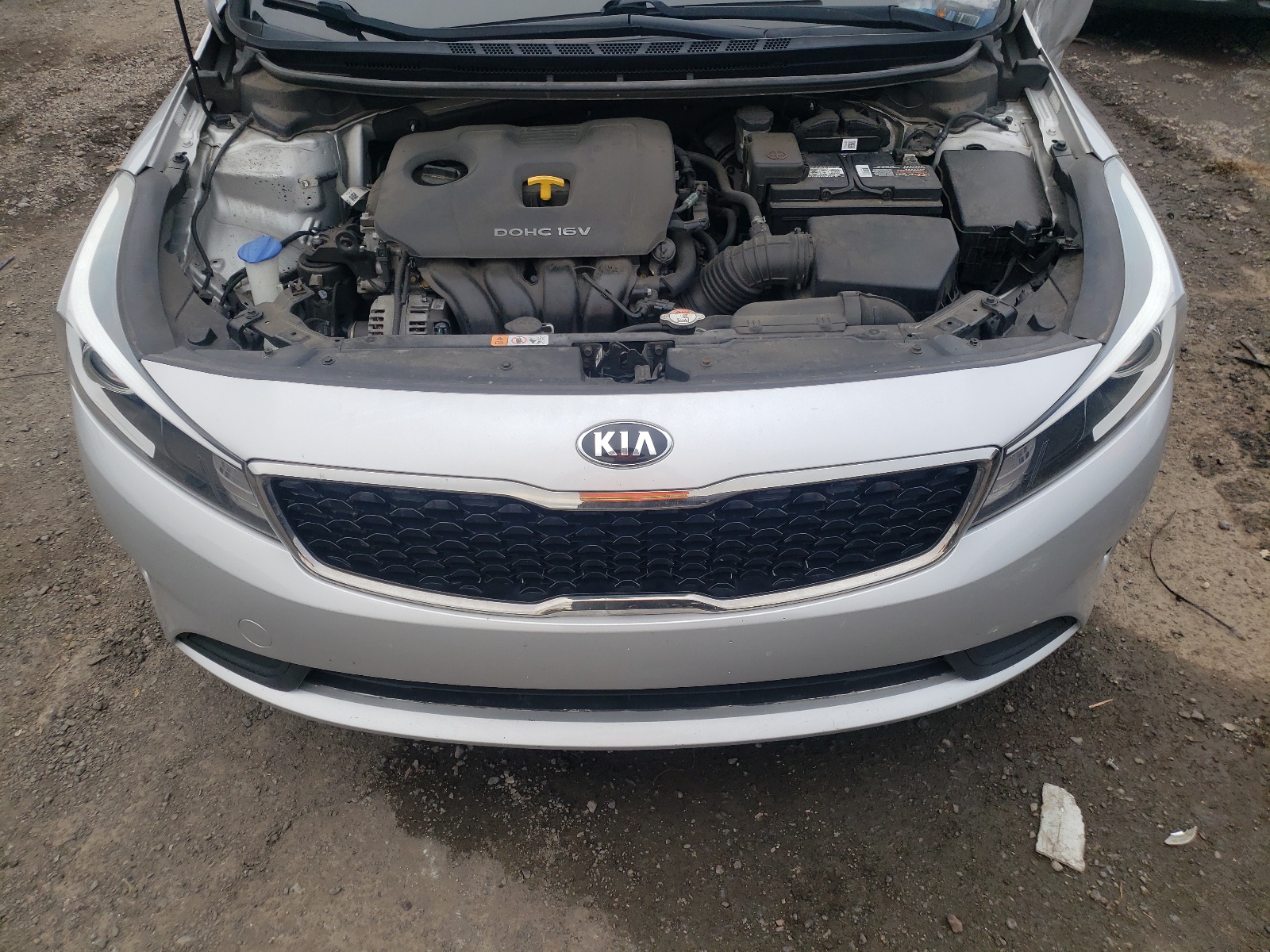 Zdjęcie 7 z aukcji – 2017 KIA FORTE LX z VIN 3KPFK4A75HE020058