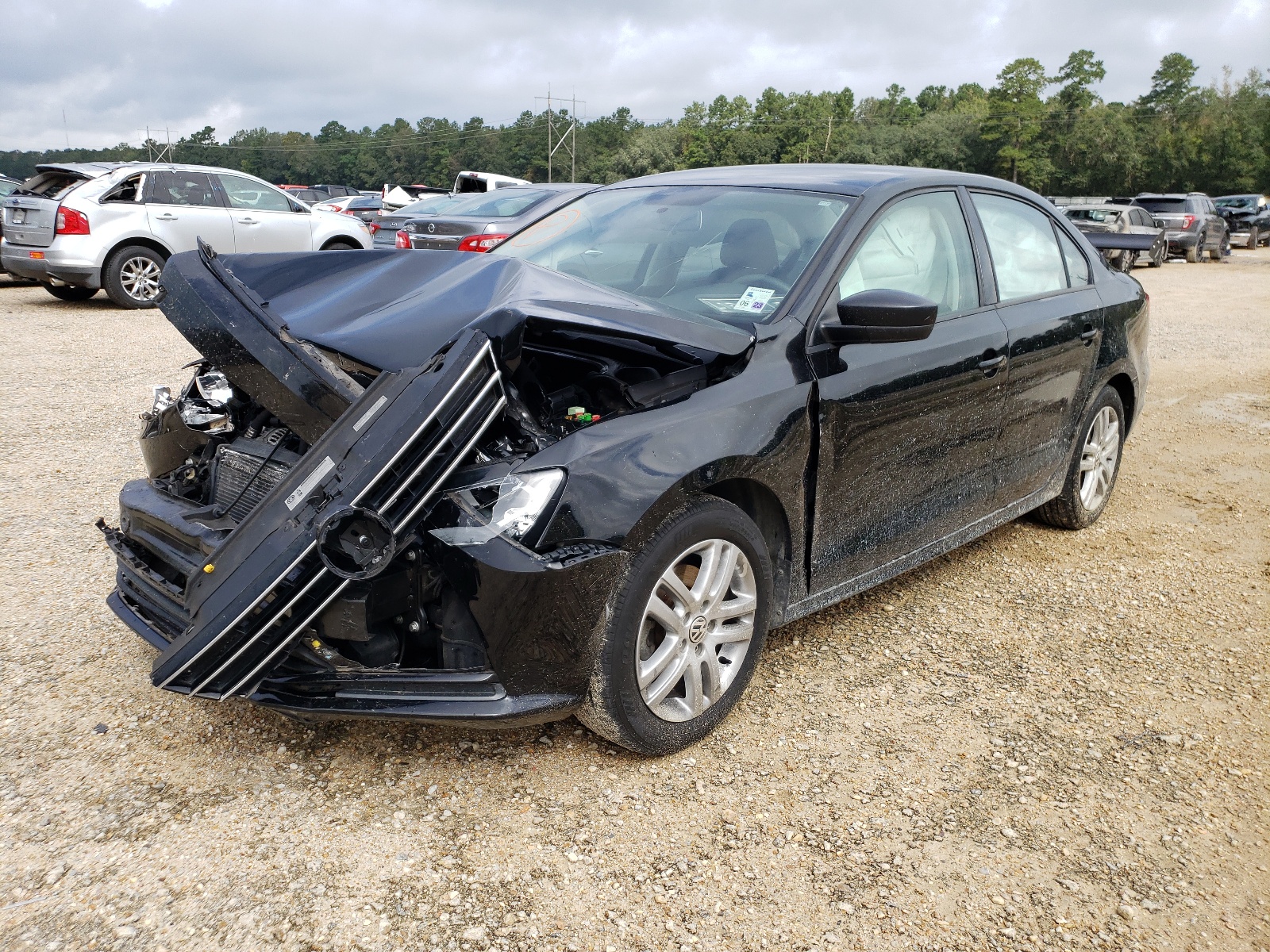 Photo 2 from auction – 2015 VOLKSWAGEN JETTA BASE with VIN 3VW2K7AJ6FM351811