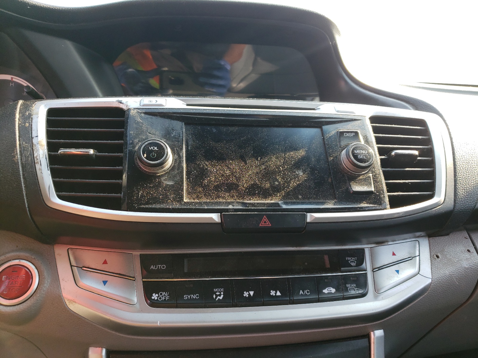 Photo 9 from auction – 2013 HONDA ACCORD with VIN 1HGCR3F83DA017345