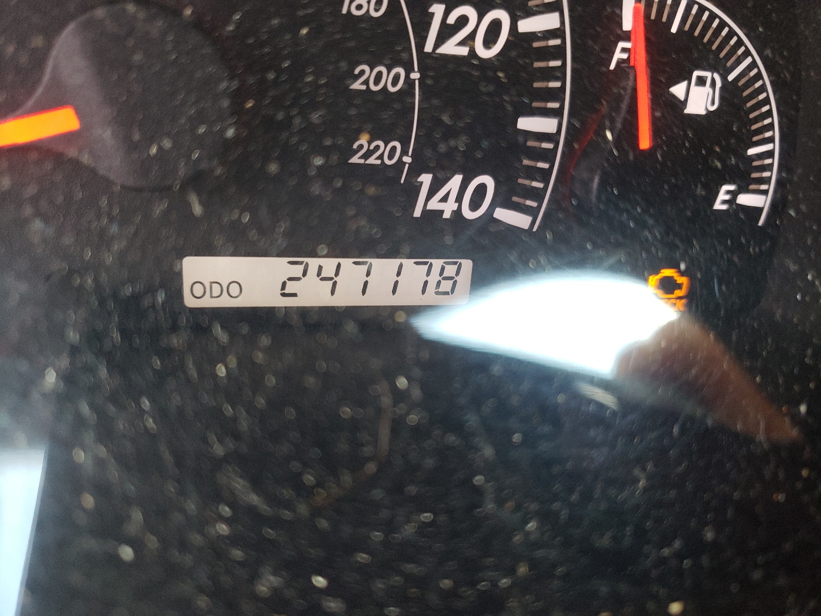 Photo 8 from auction – 2005 TOYOTA CAMRY LE with VIN 4T1BE30K45U427609