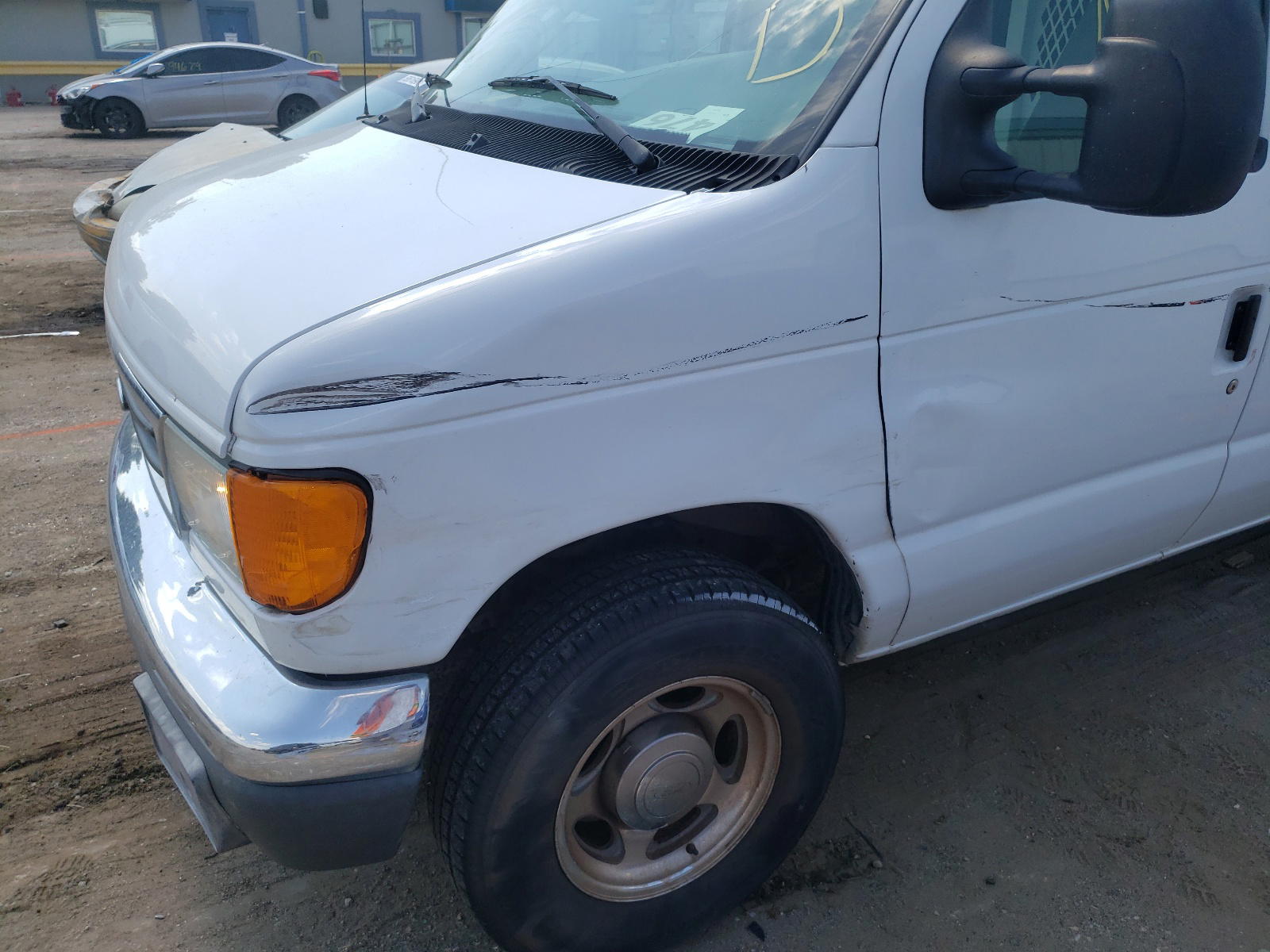 Photo 9 from auction – 2007 FORD ECONOLINE with VIN 1FTNS24L17DB45583