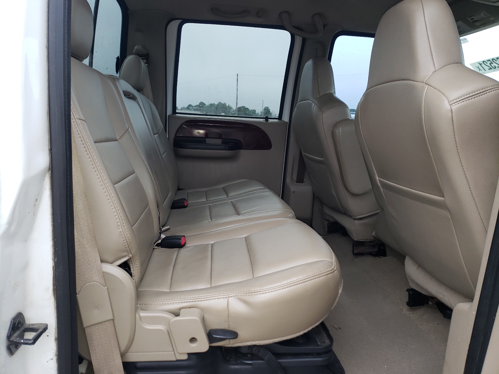 Photo 6 from auction – 2007 FORD F250 SUPER with VIN 1FTSW21P07EA74143