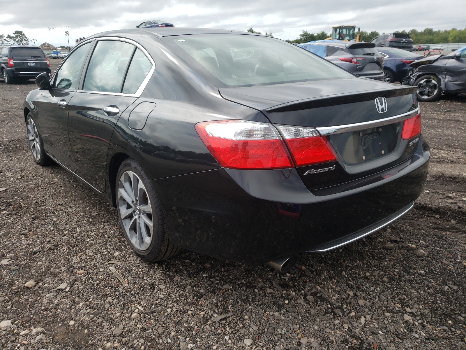 Photo 3 from auction – 2014 HONDA ACCORD SPO with VIN 1HGCR2F55EA067519