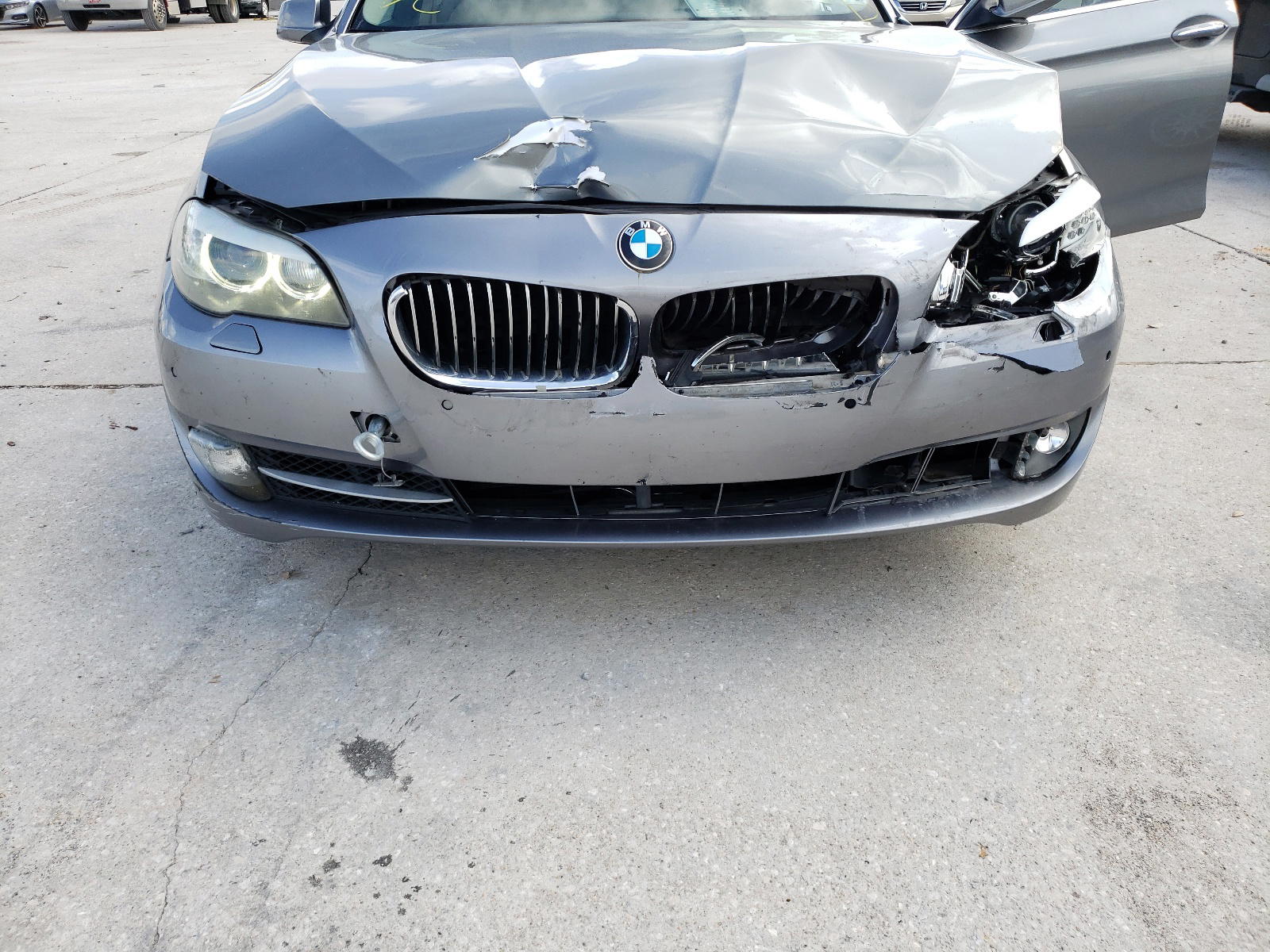 Photo 7 from auction – 2011 BMW 535 I with VIN WBAFR7C50BC602301