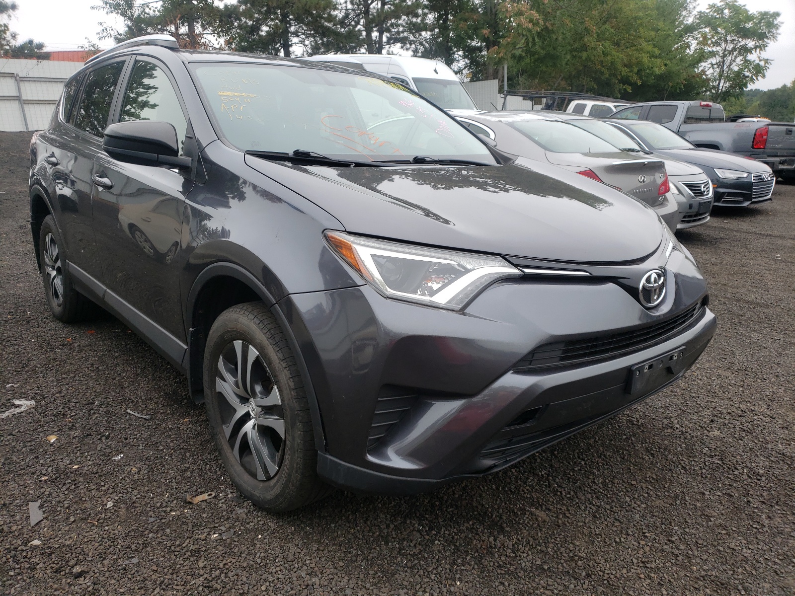 TOYOTA RAV4 LE 2016 with VIN JTMBFREV9GJ051419 - Photo from auction