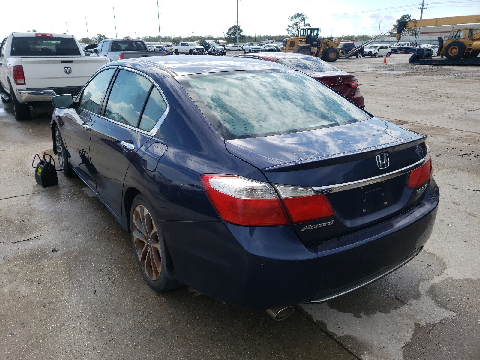 Photo 3 from auction – 2015 HONDA ACCORD SPO with VIN 1HGCR2F59FA124905