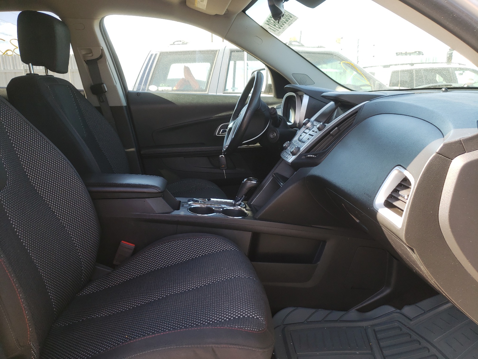 Photo 5 from auction – 2016 CHEVROLET EQUINOX LT with VIN 2GNFLFEKXG6243208