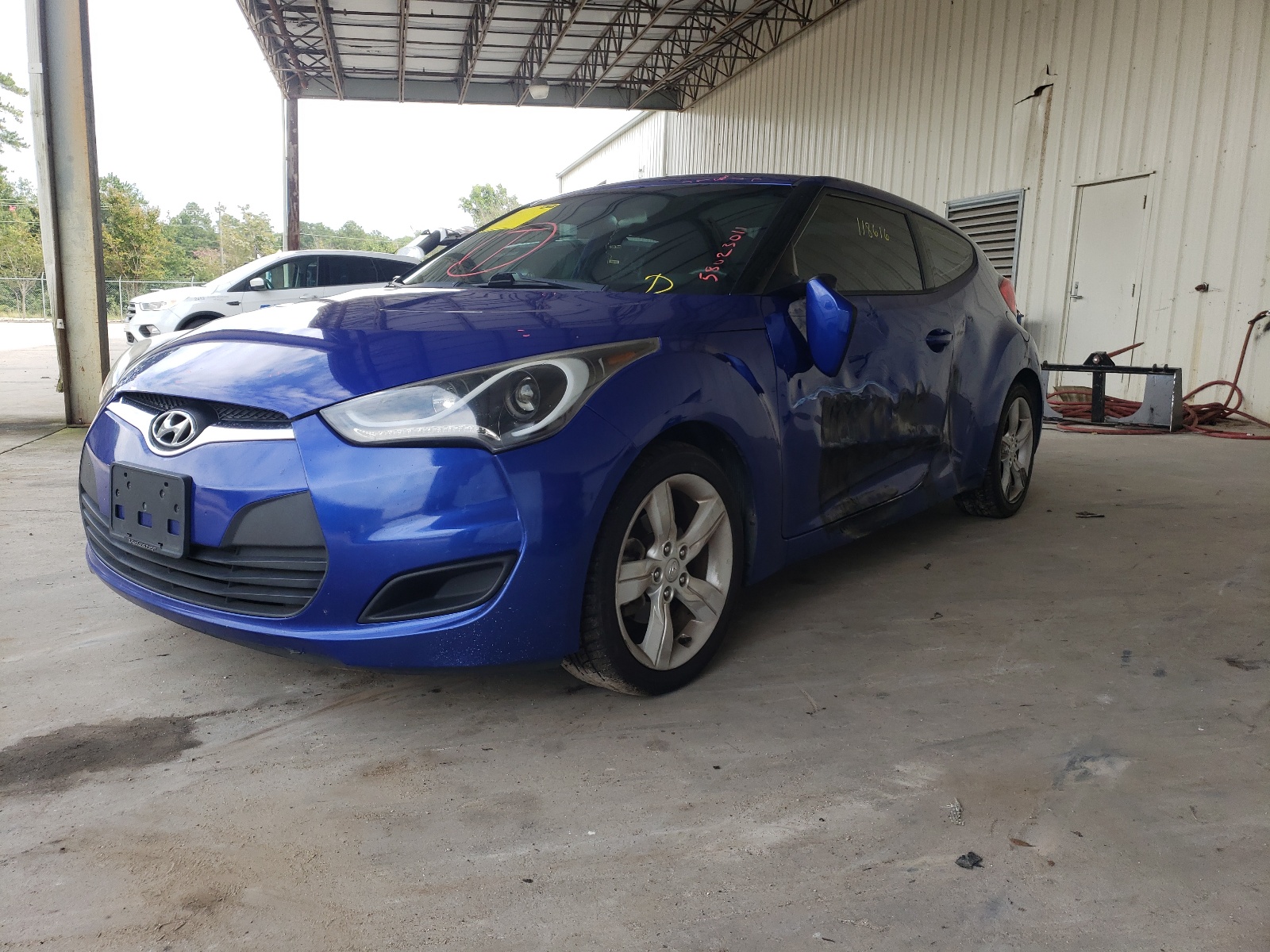 Photo 2 from auction – 2014 HYUNDAI VELOSTER with VIN KMHTC6AD1EU204312