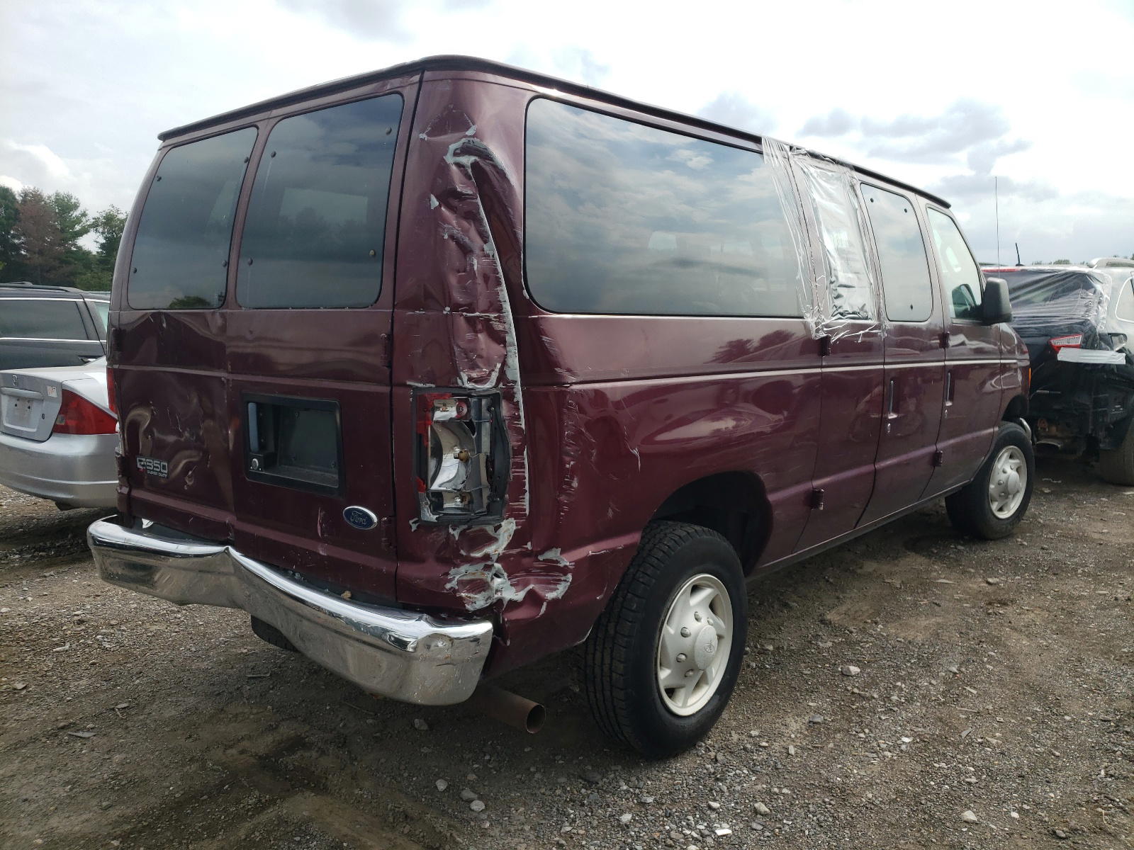 Photo 4 from auction – 2005 FORD ECONOLINE with VIN 1FBNE31L95HB38019