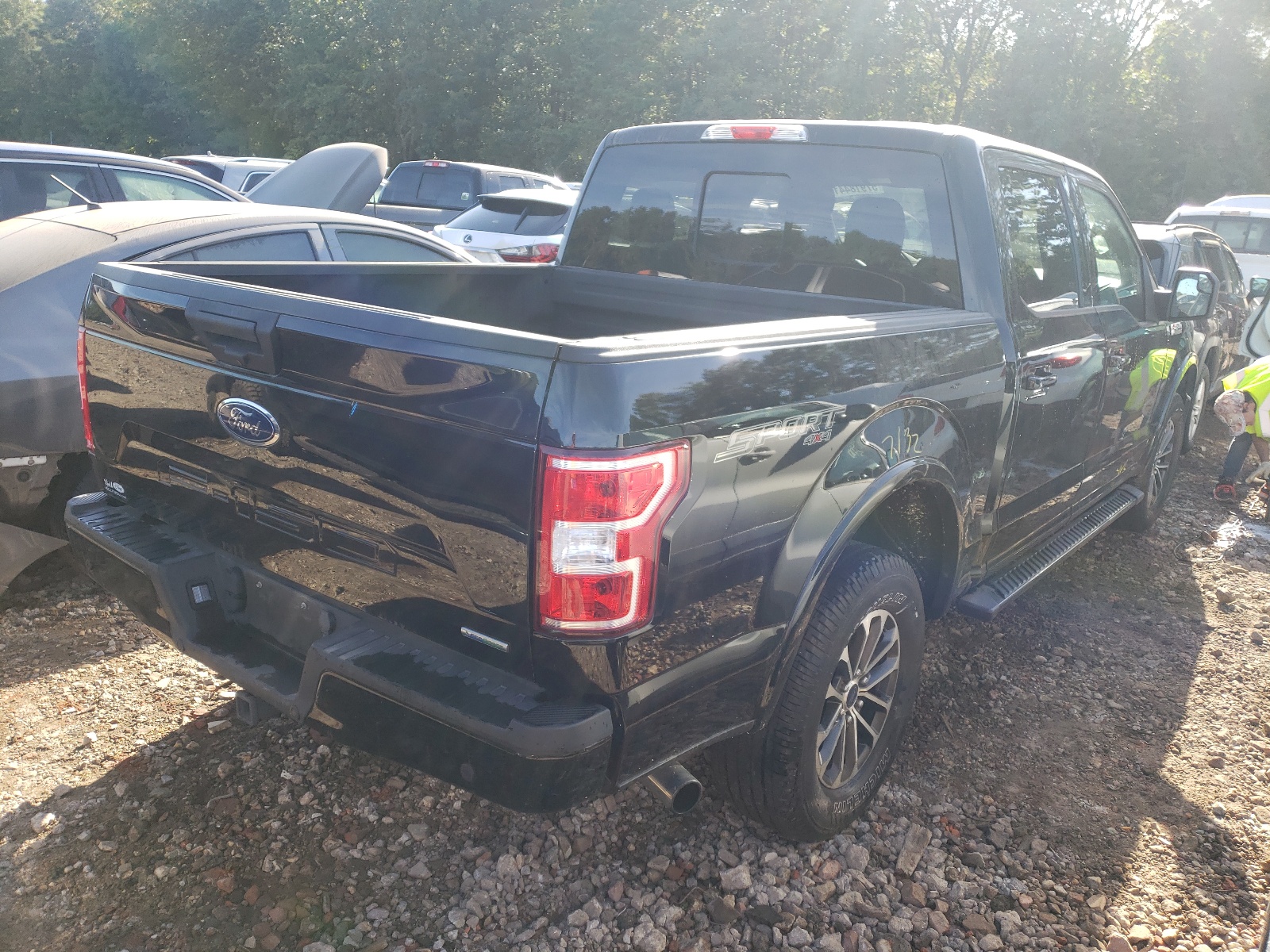 Photo 4 from auction – 2019 FORD F150 SUPER with VIN 1FTEW1EP2KKD61799
