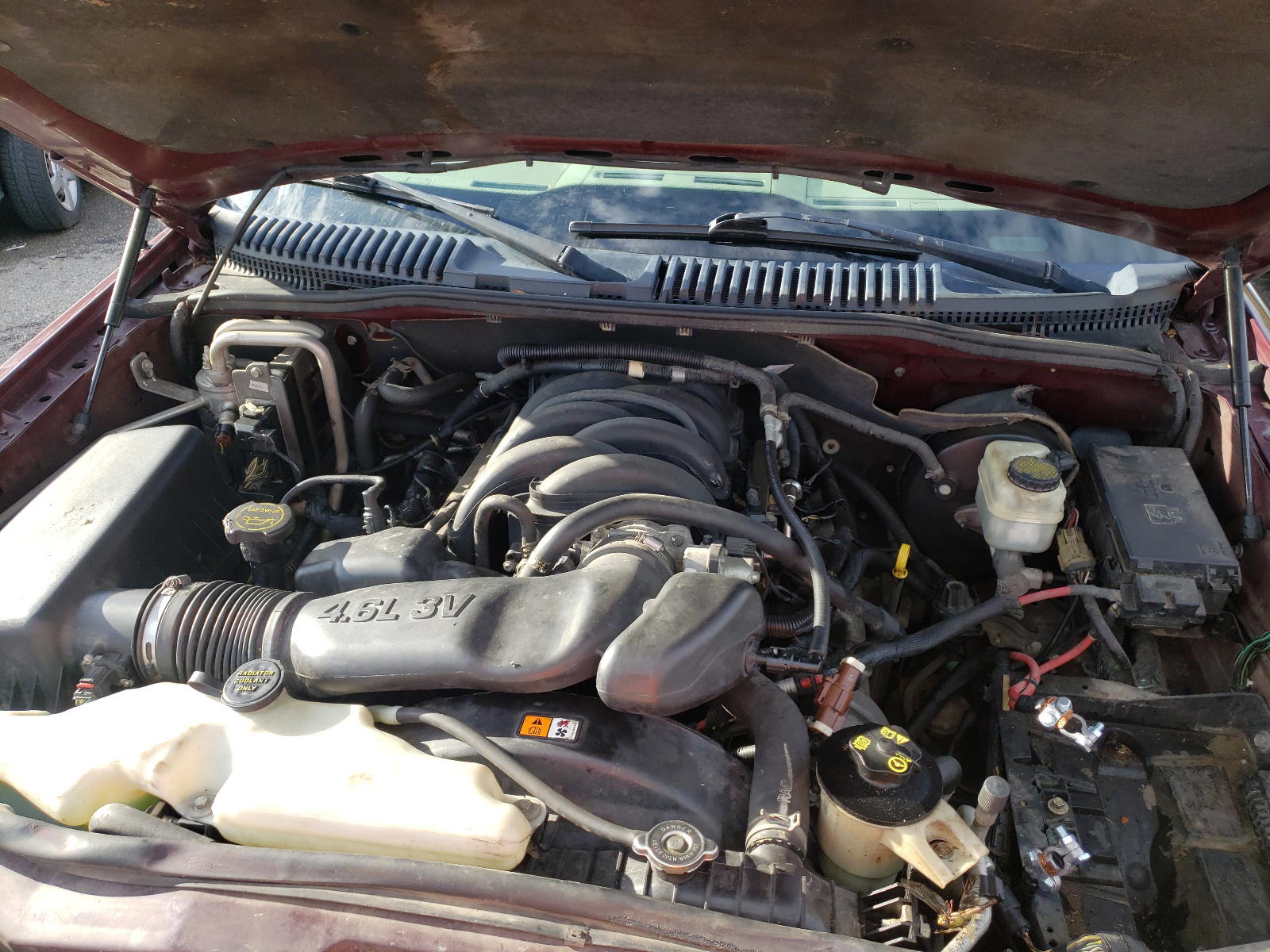 Photo 7 from auction – 2007 FORD EXPLORER S with VIN 1FMEU53887UA00853