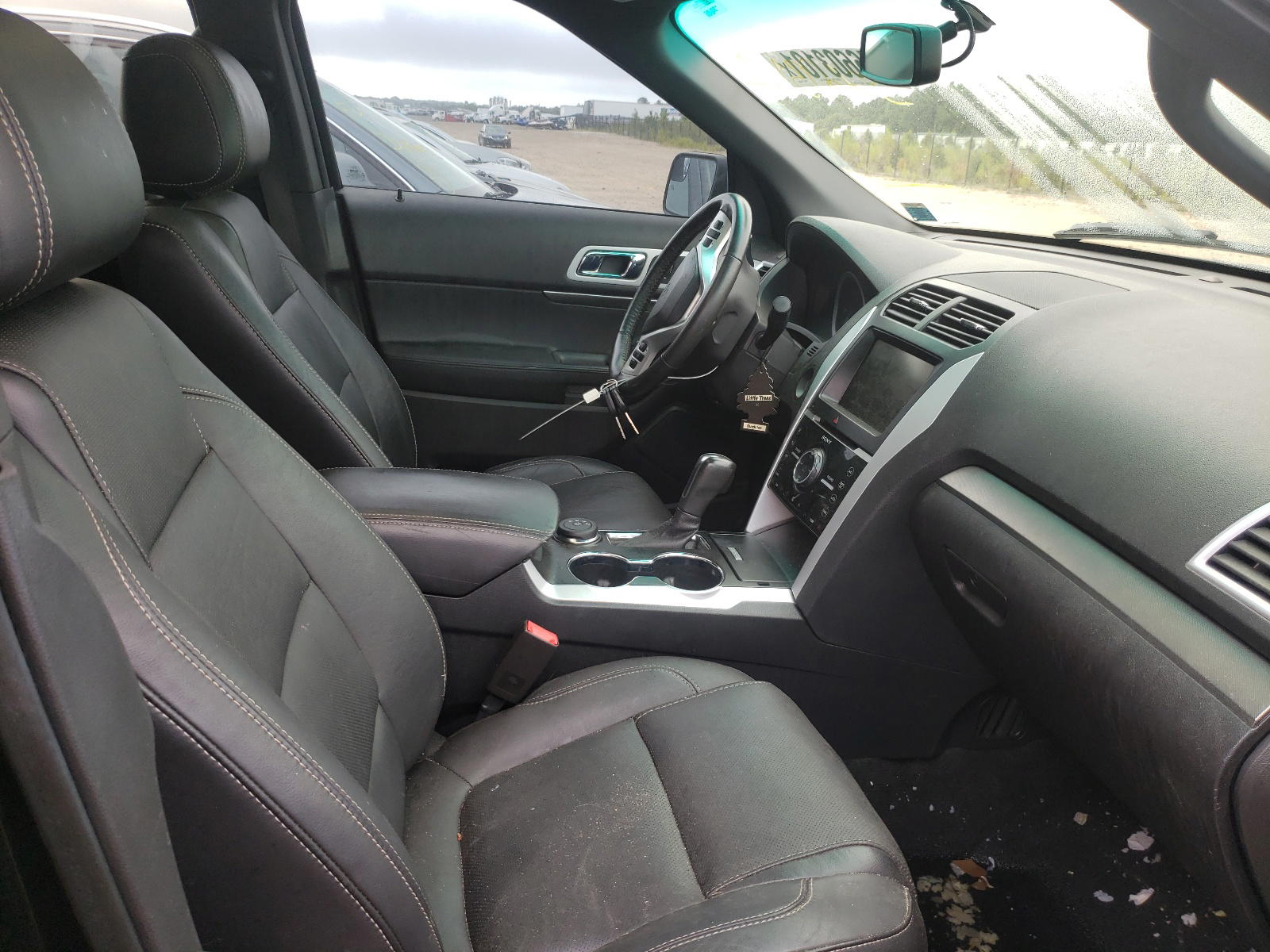 Photo 5 from auction – 2015 FORD EXPLORER S with VIN 1FM5K8GT6FGB45201