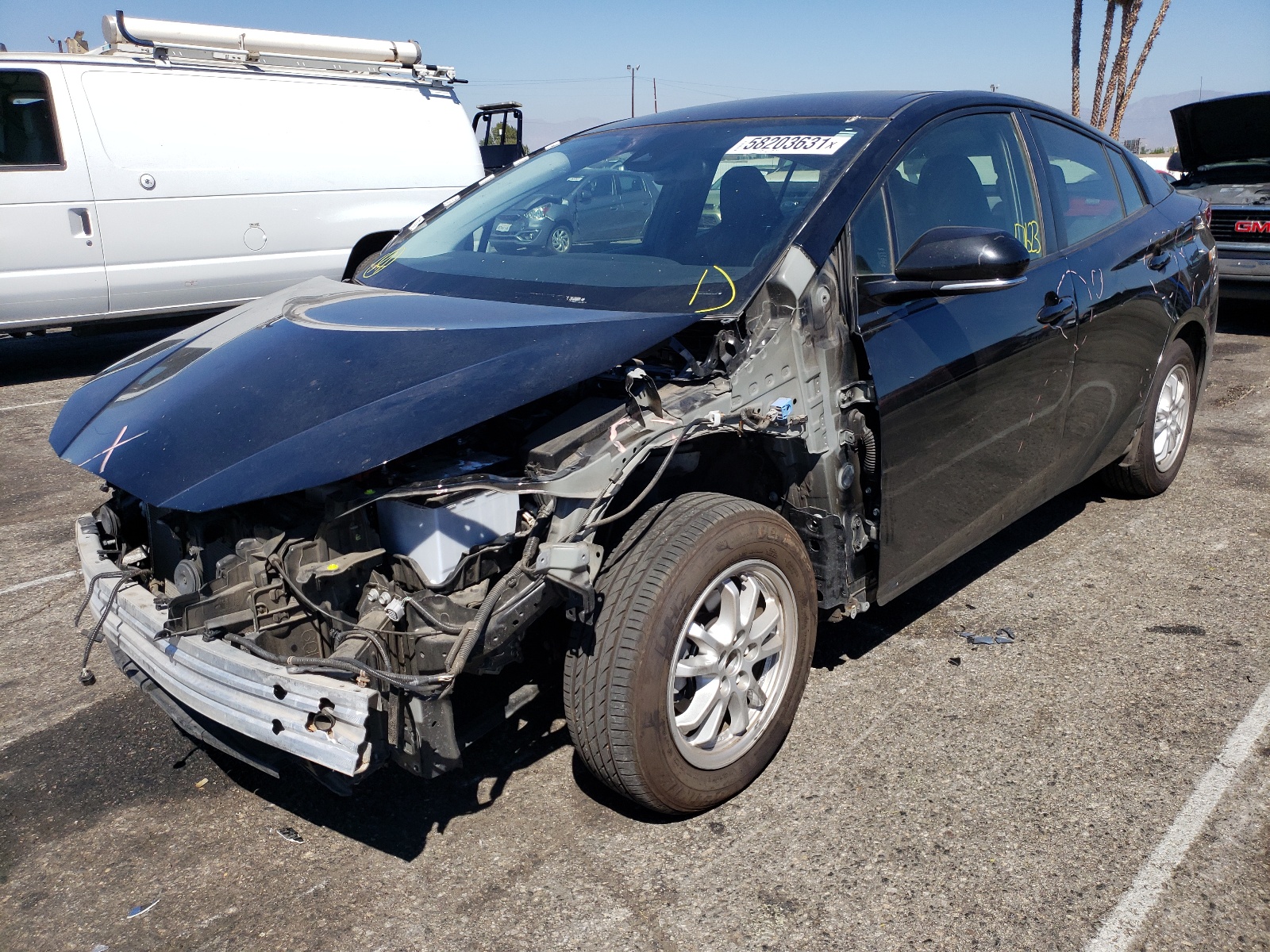 Photo 2 from auction – 2019 TOYOTA PRIUS with VIN JTDKARFU3K3074972