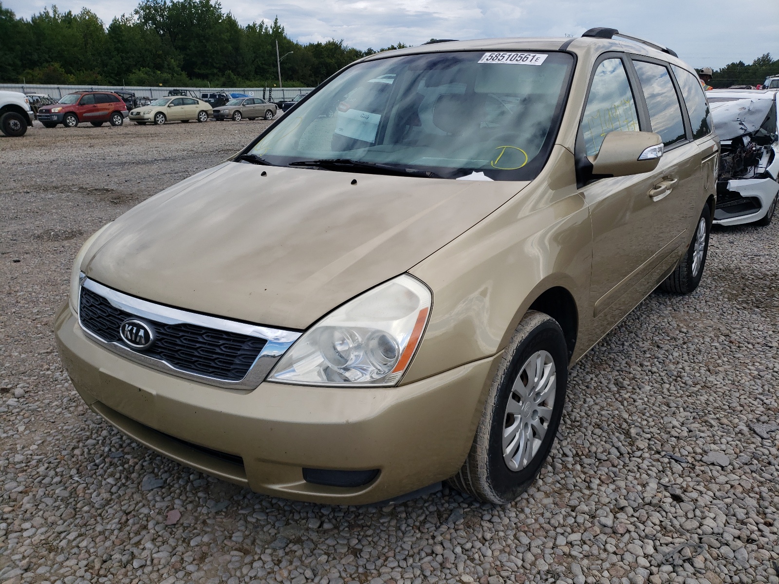 Photo 2 from auction – 2011 KIA SEDONA LX with VIN KNDMG4C71B6379250