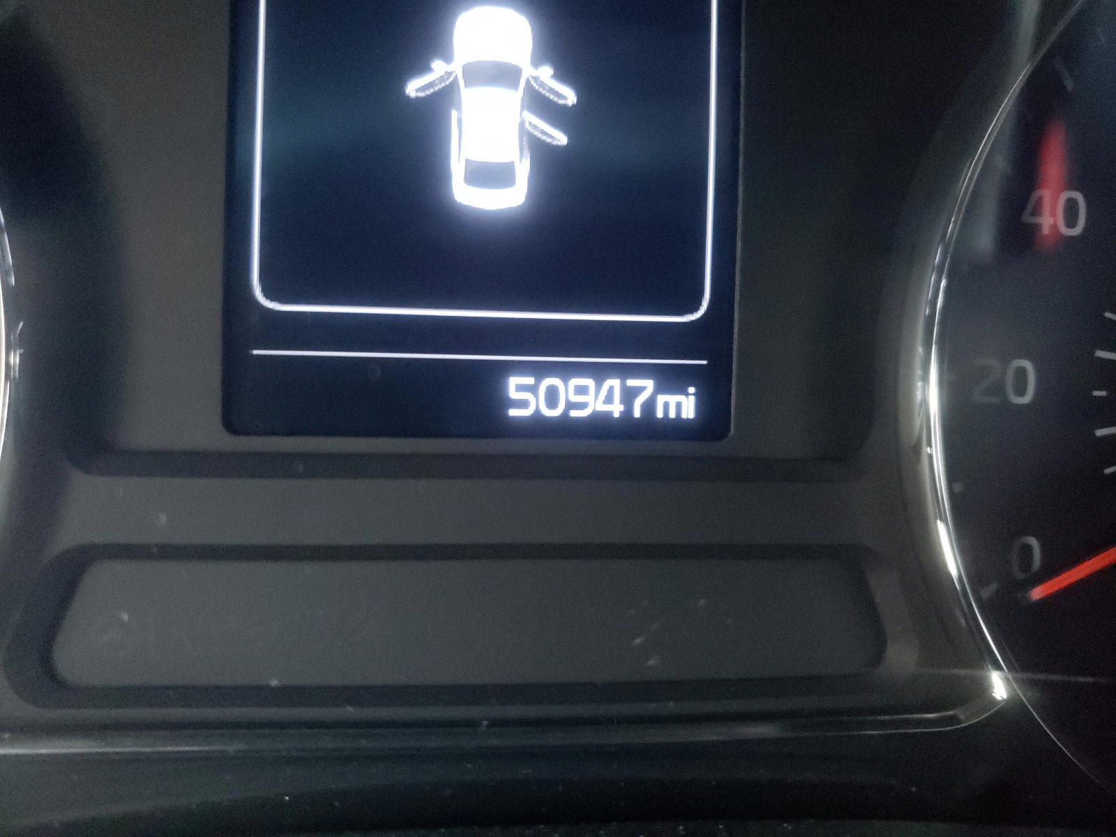 Photo 8 from auction – 2017 KIA FORTE LX with VIN 3KPFL4A73HE100634