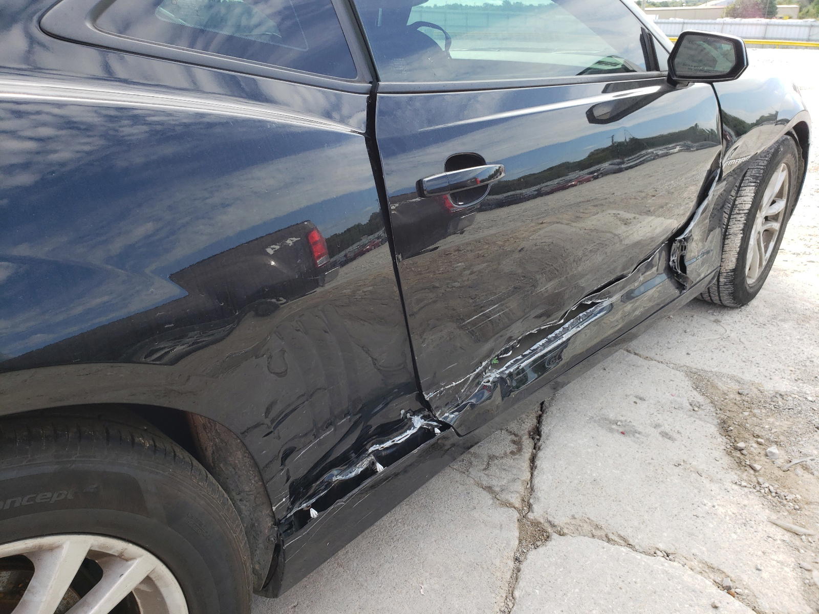 Photo 9 from auction – 2015 CHEVROLET CAMARO LT with VIN 2G1FD1E30F9304461