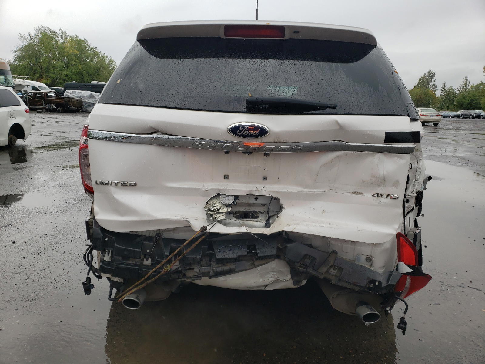 Photo 9 from auction – 2015 FORD EXPLORER L with VIN 1FM5K8F86FGA34712