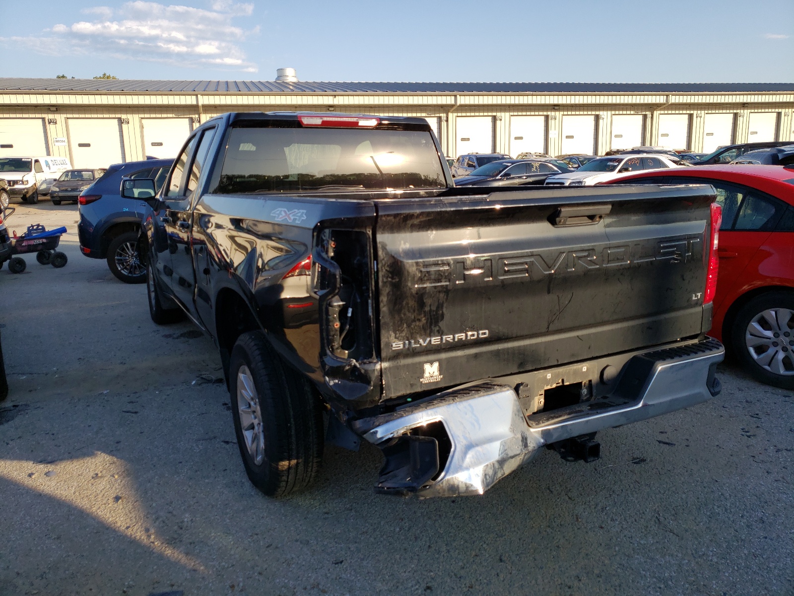 Photo 3 from auction – 2020 CHEVROLET SILVERADO with VIN 1GCRYDED8LZ199866