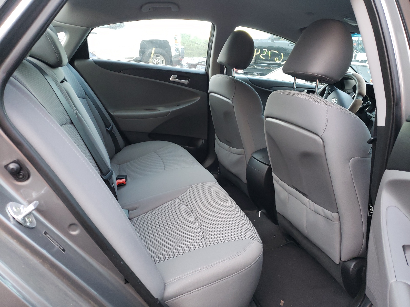 Photo 6 from auction – 2013 HYUNDAI SONATA GLS with VIN 5NPEB4ACXDH712749