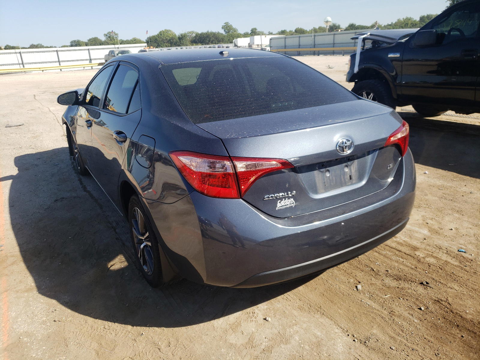 Photo 3 from auction – 2017 TOYOTA COROLLA L with VIN 5YFBURHE7HP629967