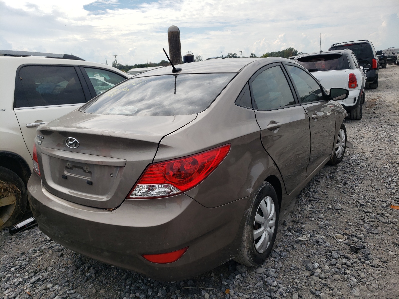 Photo 4 from auction – 2014 HYUNDAI ACCENT GLS with VIN KMHCT4AE1EU642552