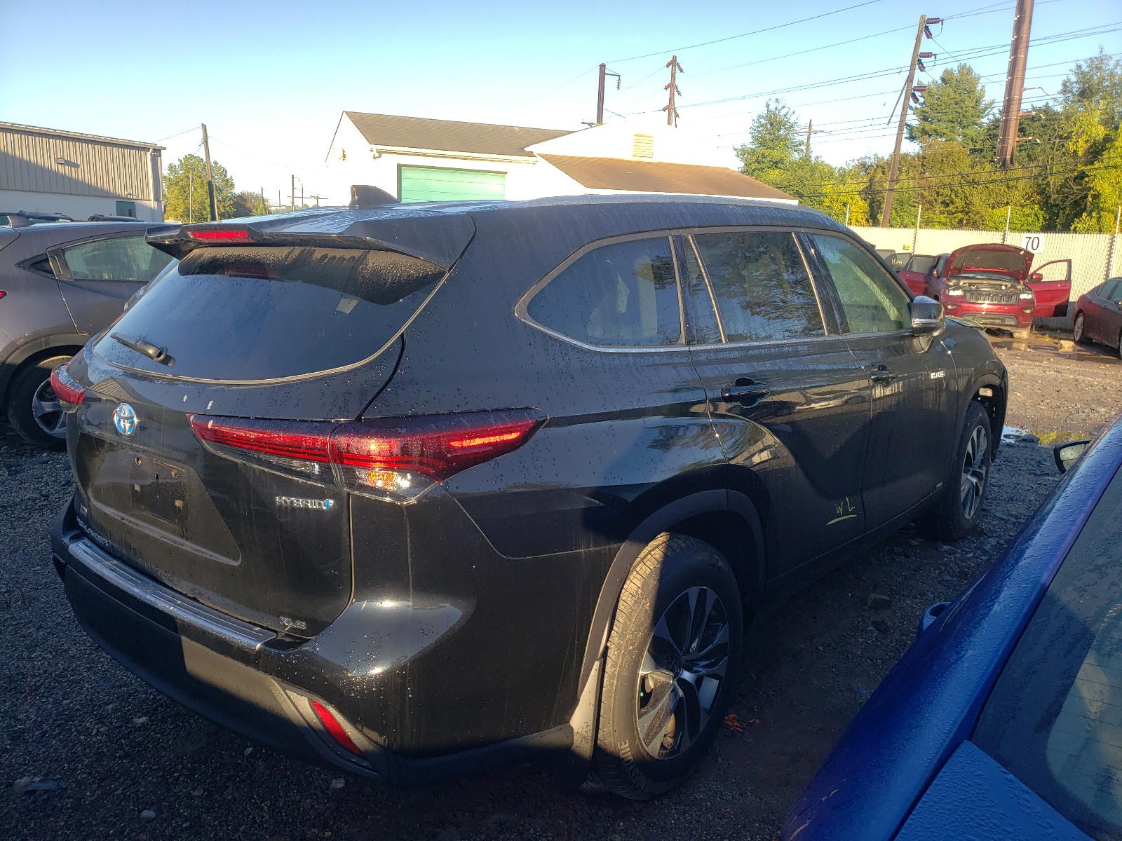 Photo 4 from auction – 2021 TOYOTA HIGHLANDER with VIN 5TDGBRCH1MS047183