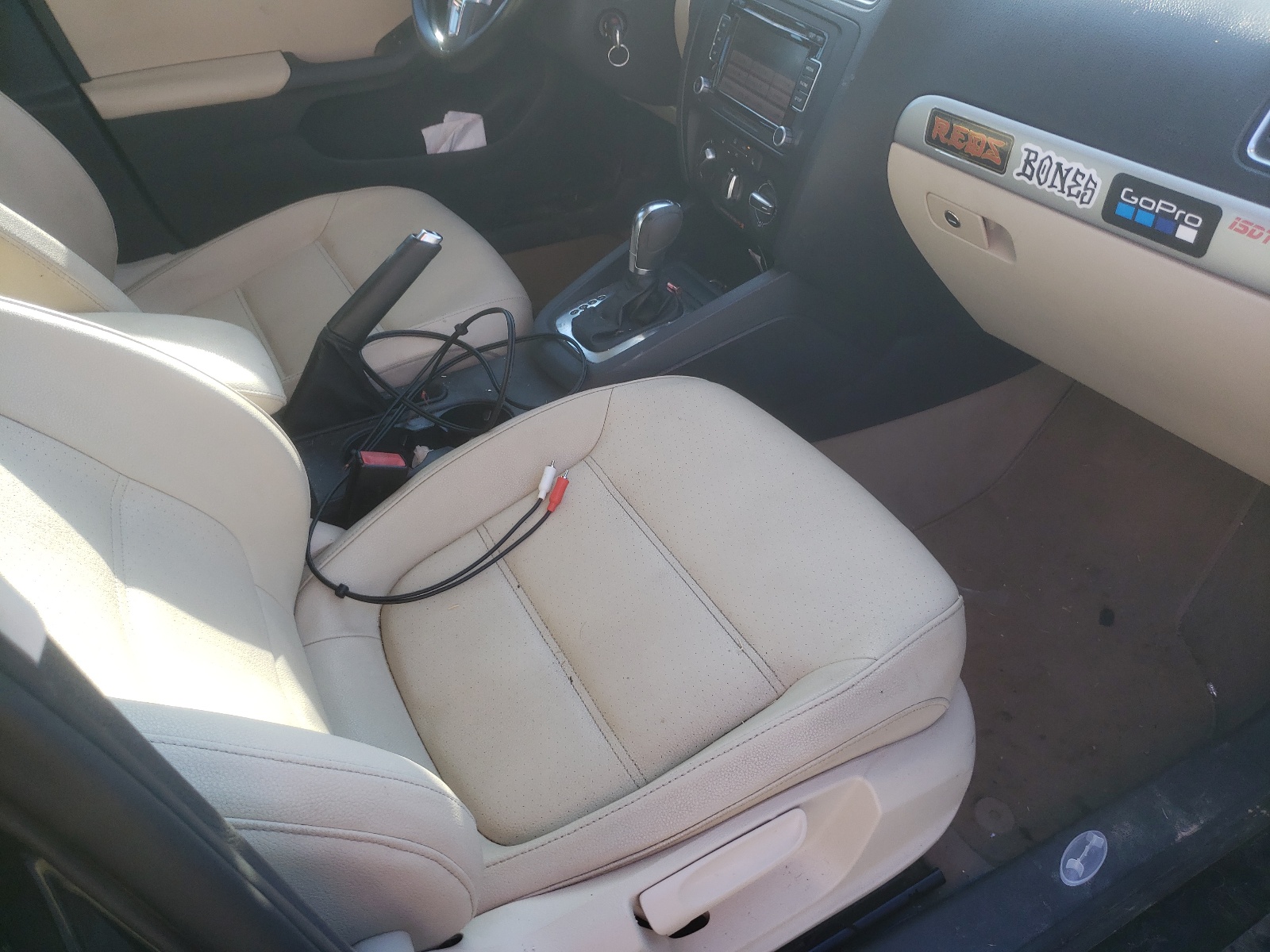Photo 5 from auction – 2012 VOLKSWAGEN JETTA TDI with VIN 3VWLL7AJ2CM378565