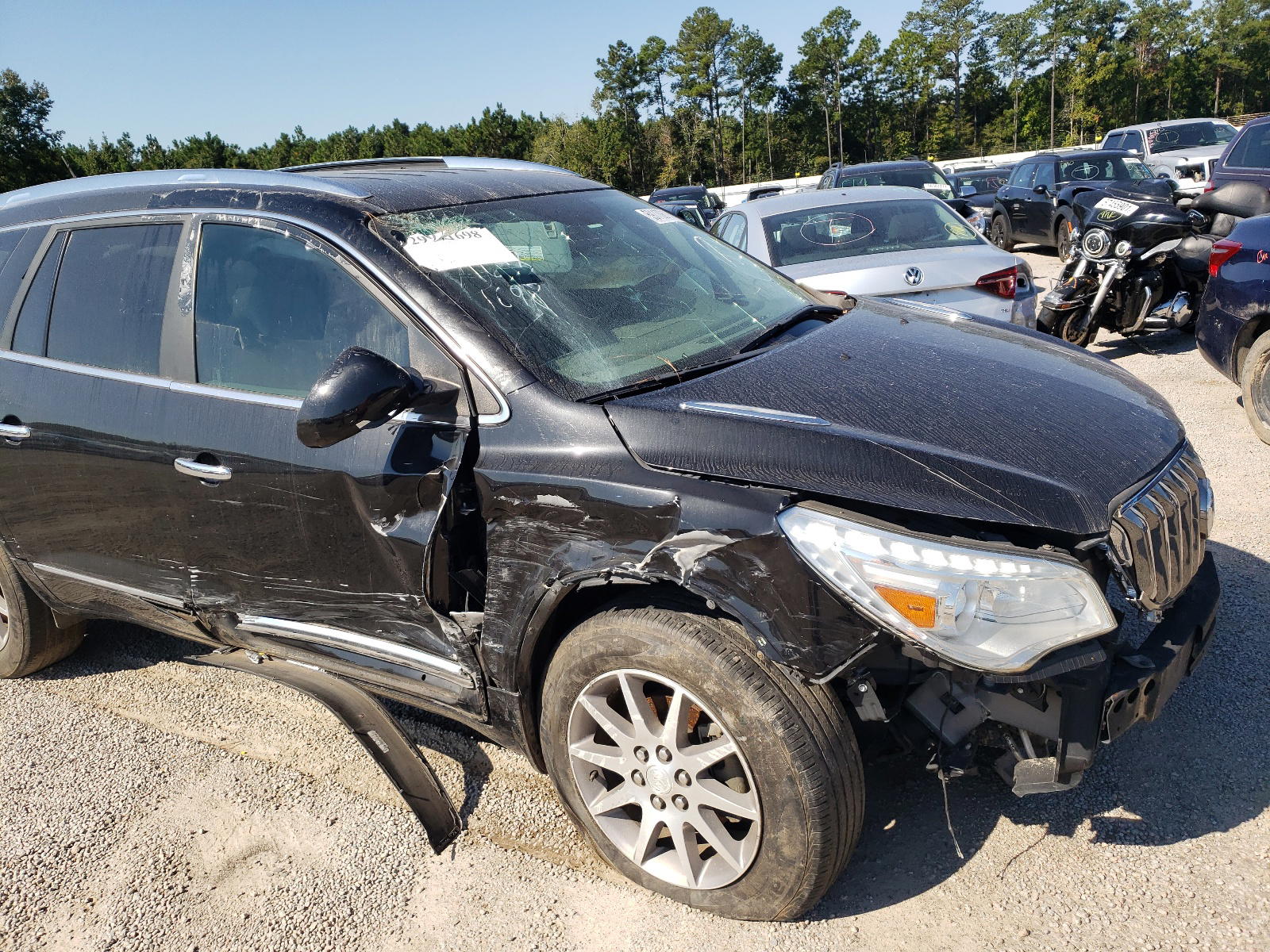 Photo 9 from auction – 2016 BUICK ENCLAVE with VIN 5GAKRAKD3GJ317507