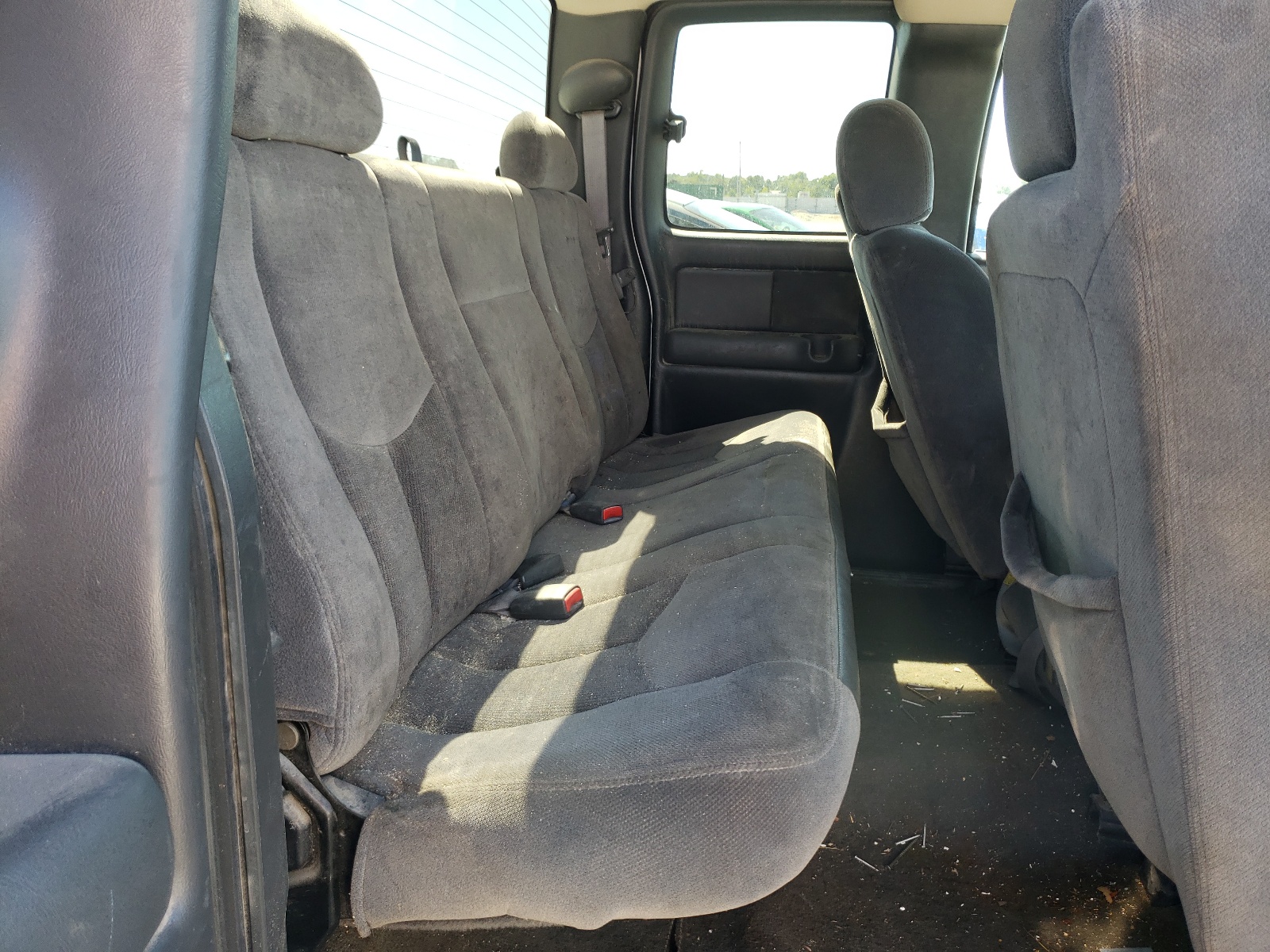 Photo 6 from auction – 2003 GMC NEW SIERRA with VIN 1GTEK19T13E380377