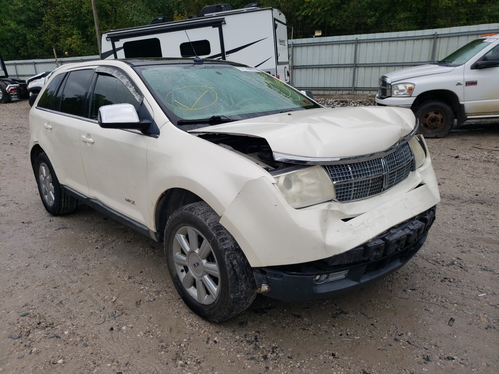 Фото 1 с аукциона – 2007 LINCOLN MKX с VIN 2LMDU68C37BJ27065