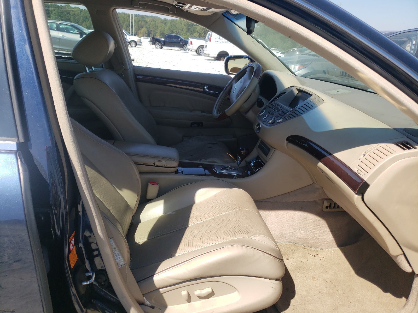 Zdjęcie 5 z aukcji – 2005 INFINITI Q45 z VIN JNKBF01A85M101669