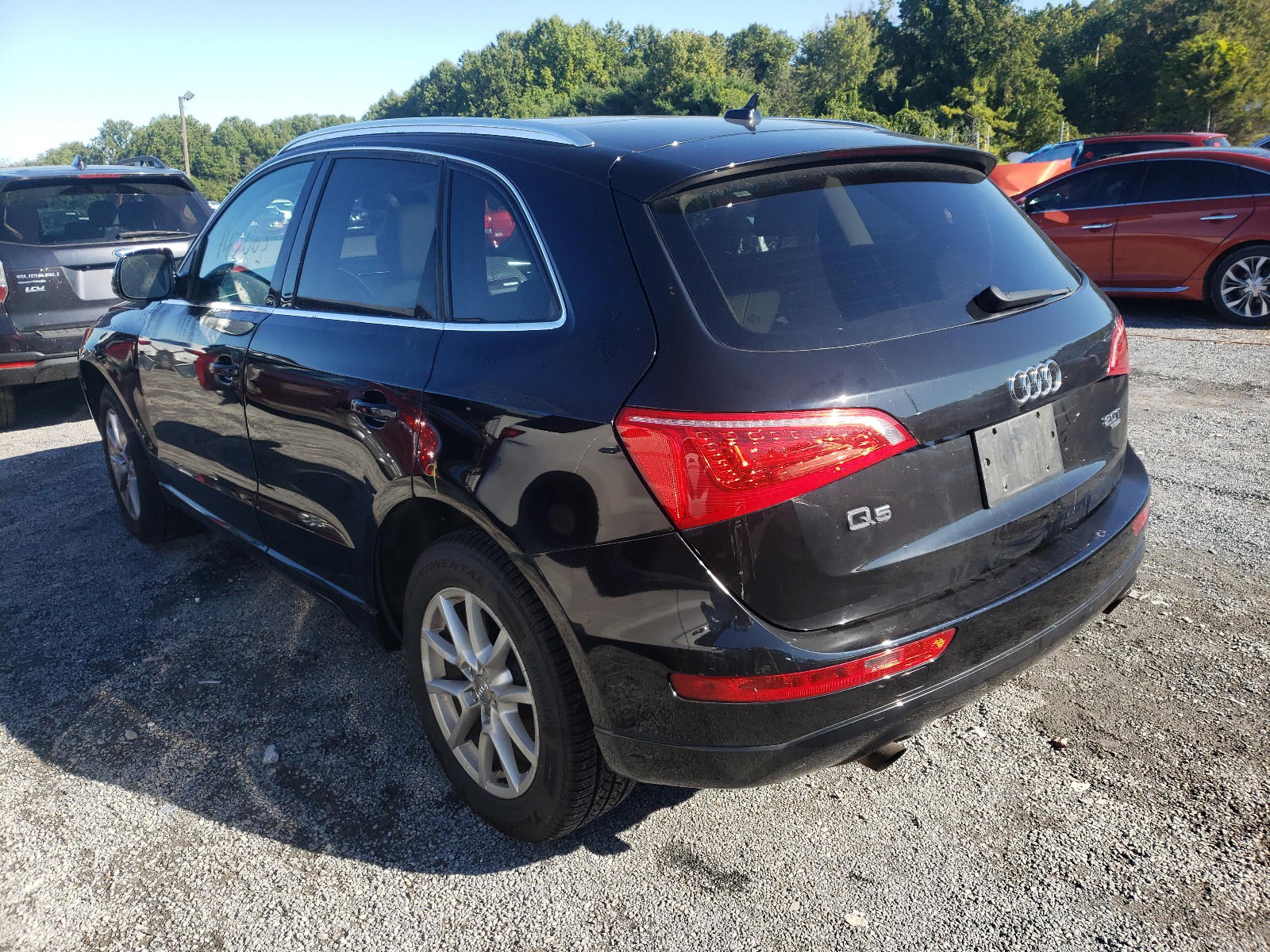 Photo 3 from auction – 2011 AUDI Q5 PREMIUM with VIN WA1LFAFP4BA028316