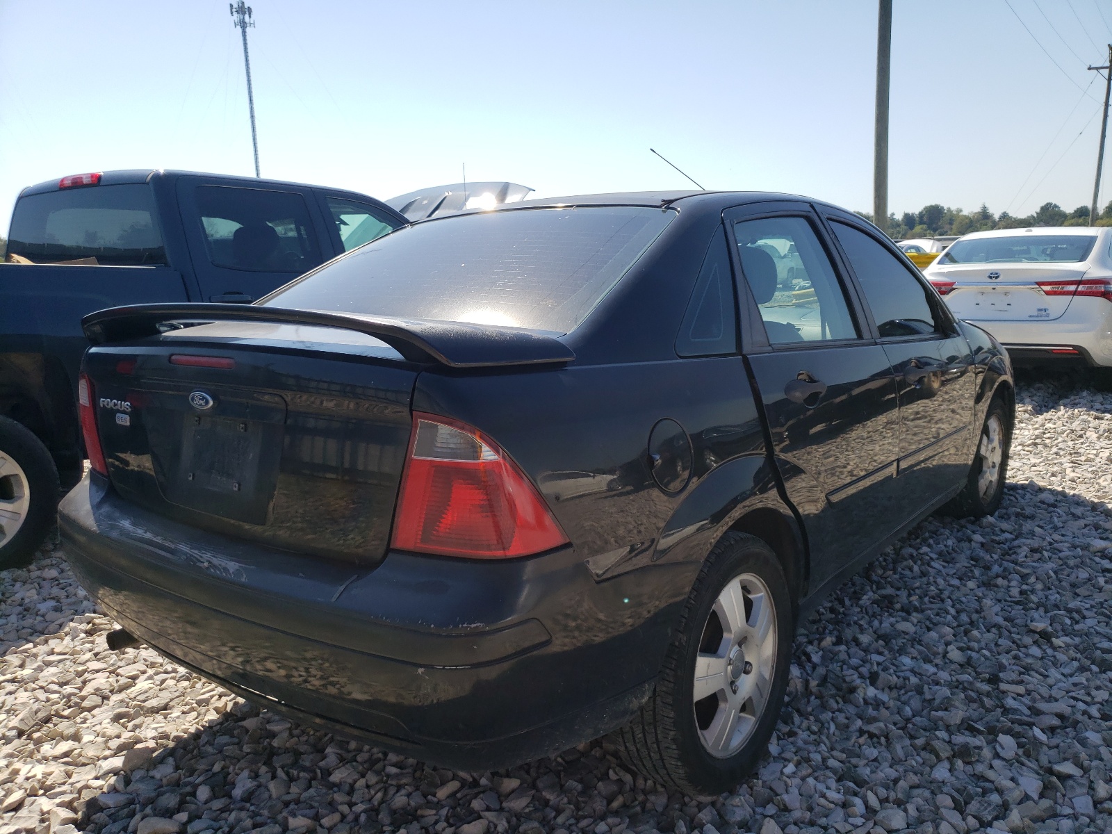 Photo 4 from auction – 2007 FORD FOCUS ZX4 with VIN 1FAHP34N27W291376
