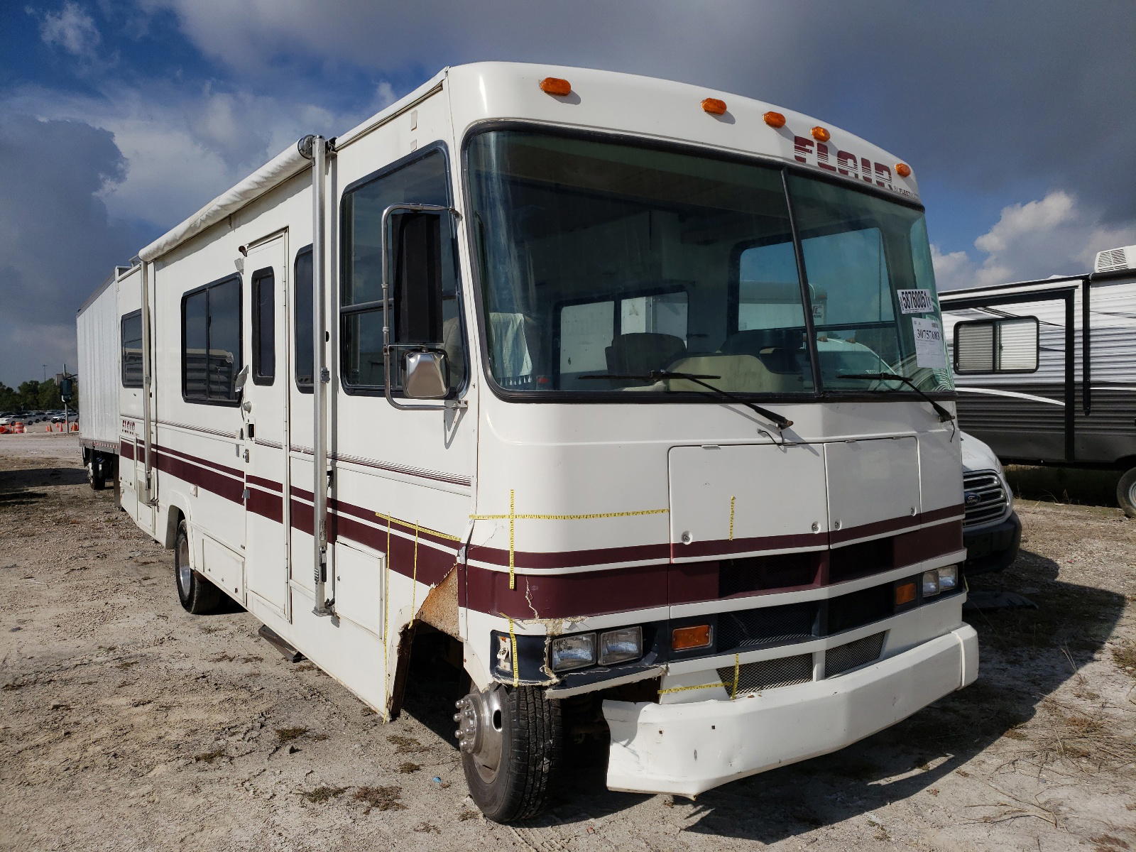 FORD ECONOLINE 1989 with VIN 1FCKE33G5KHB90158 - Photo from auction
