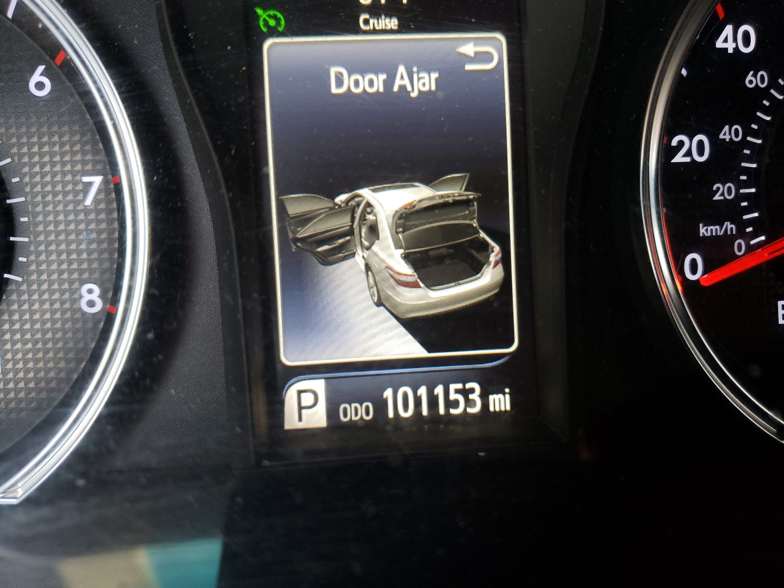 Photo 8 from auction – 2016 TOYOTA CAMRY LE with VIN 4T1BF1FK2GU141723